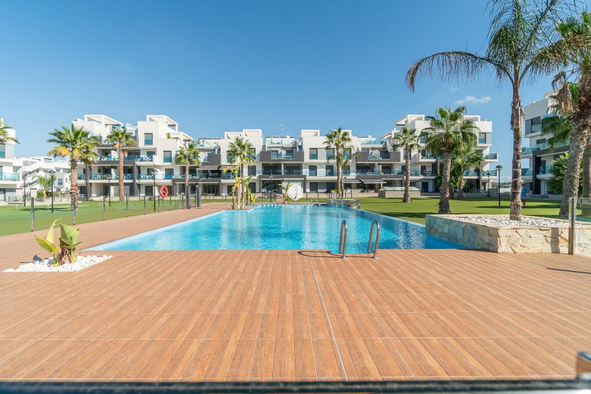 Resale - Apartment / flat -
El Raso - Costa Blanca