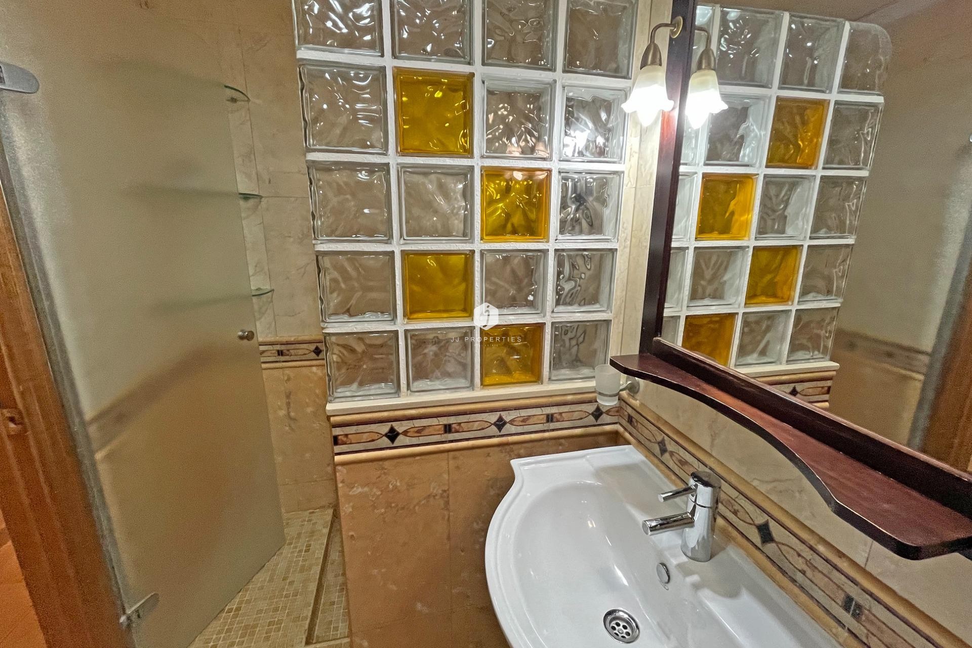 Resale - Apartment / flat -
Formentera del Segura - Los Palacios