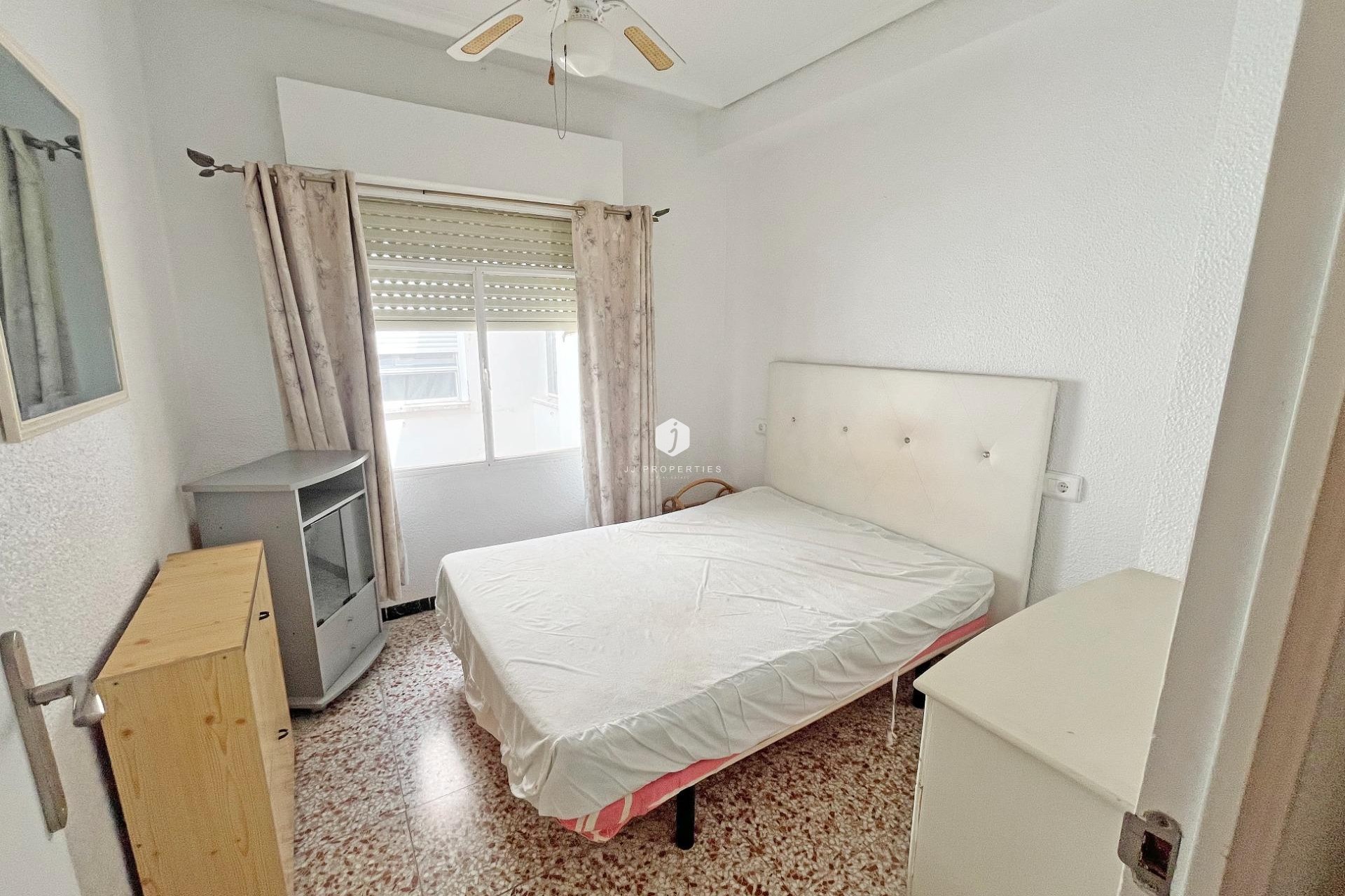 Resale - Apartment / flat -
Guardamar del Segura - Centro