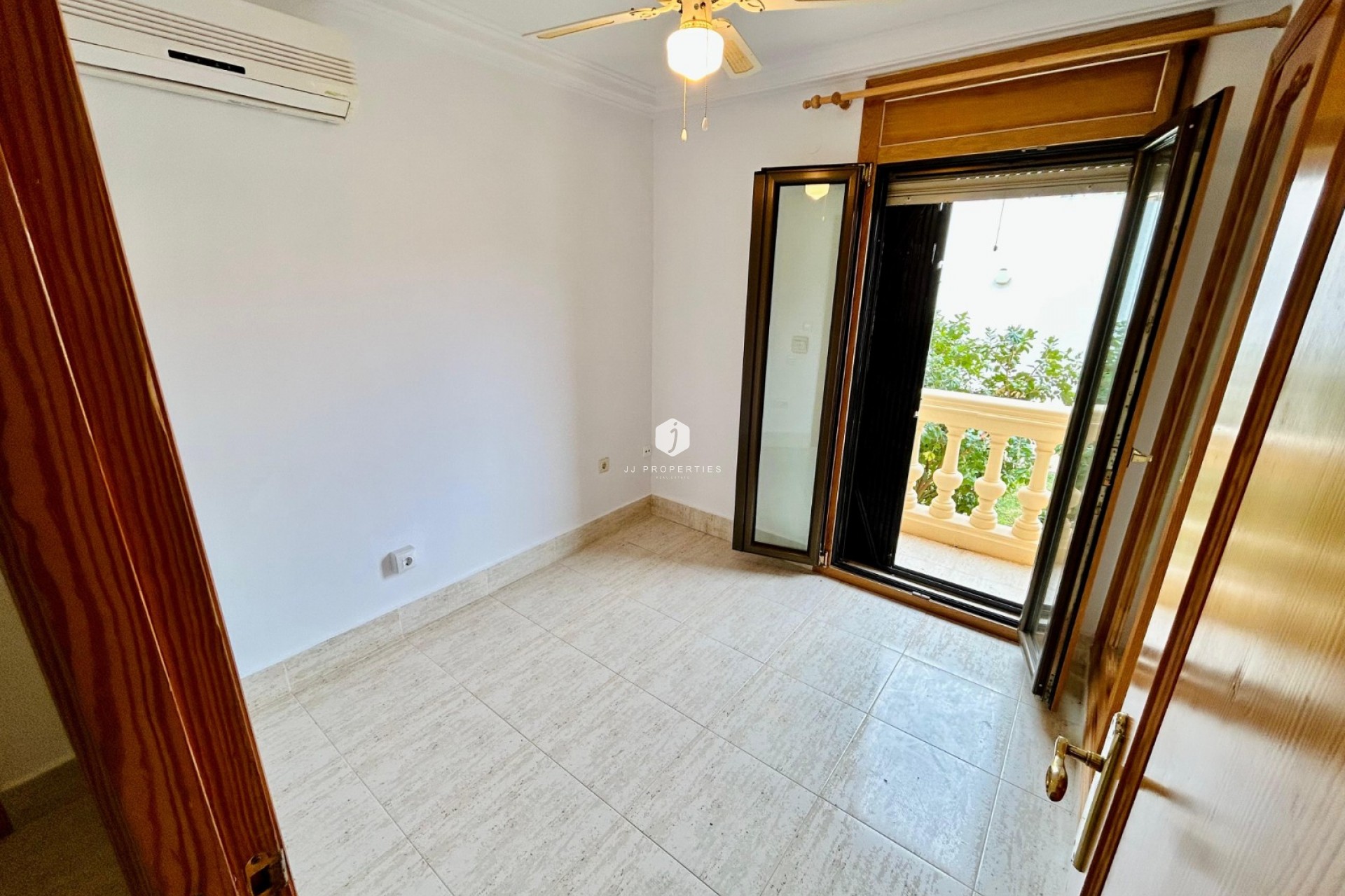 Resale - Apartment / flat -
Guardamar del Segura - Costa Blanca