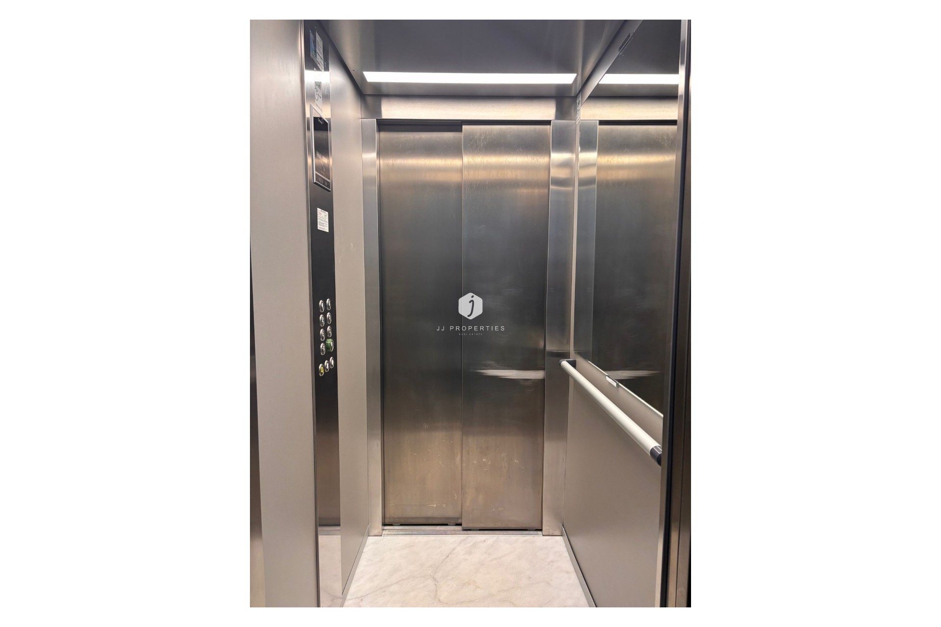 Resale - Apartment / flat -
Guardamar del Segura - Costa Blanca