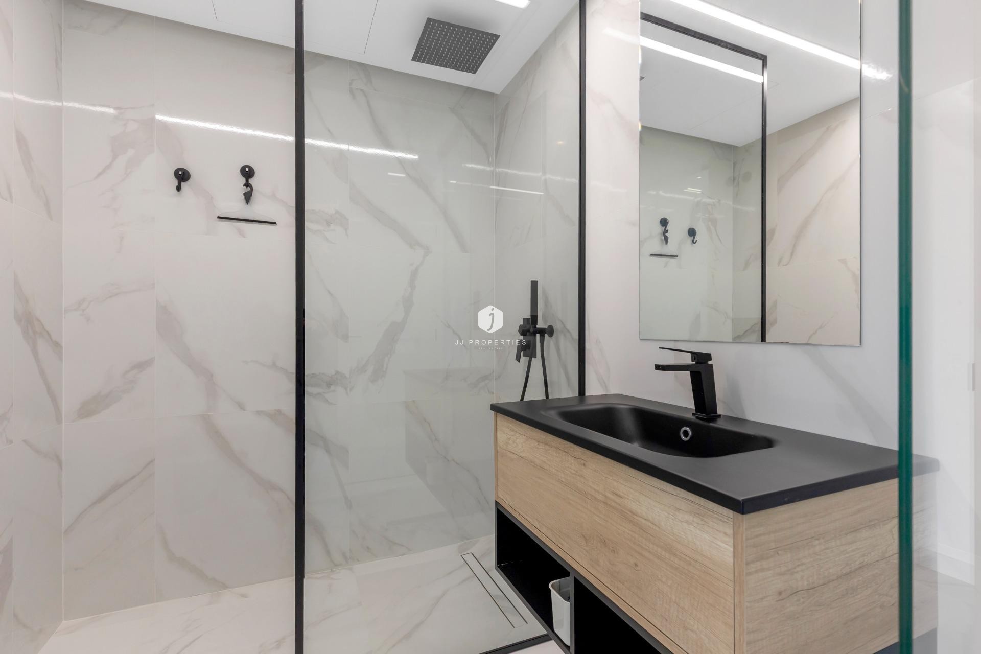 Resale - Apartment / flat -
Guardamar del Segura - El Raso