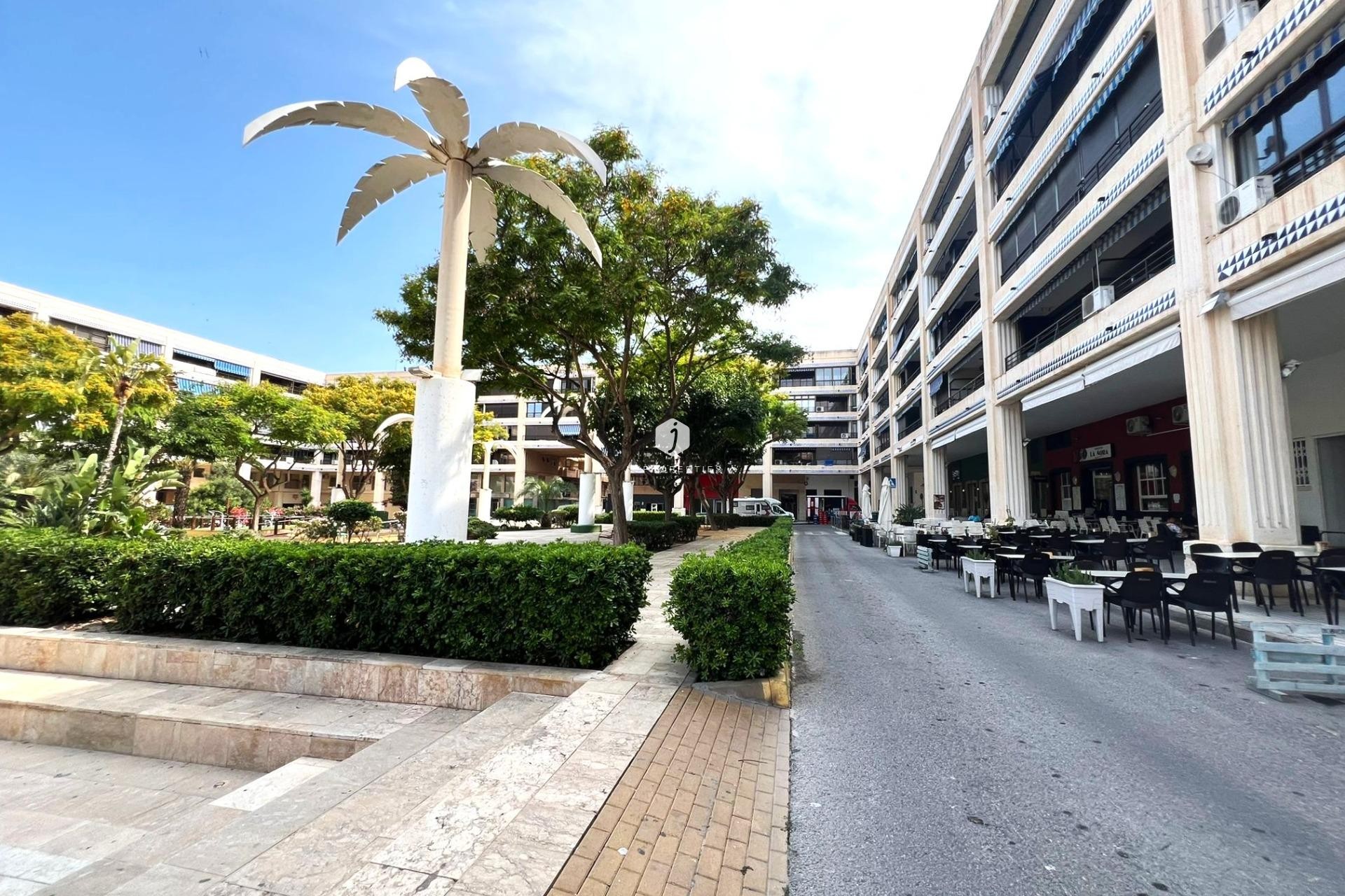 Resale - Apartment / flat -
Guardamar del Segura - Pueblo