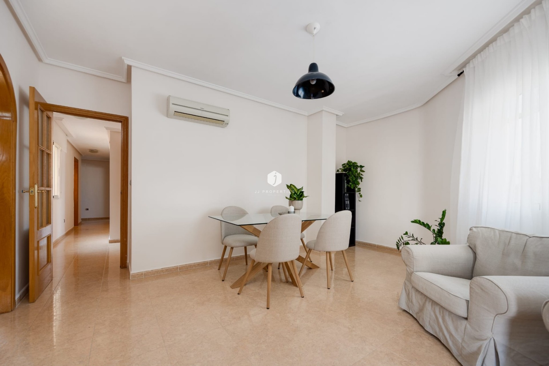 Resale - Apartment / flat -
Jacarilla - Inland