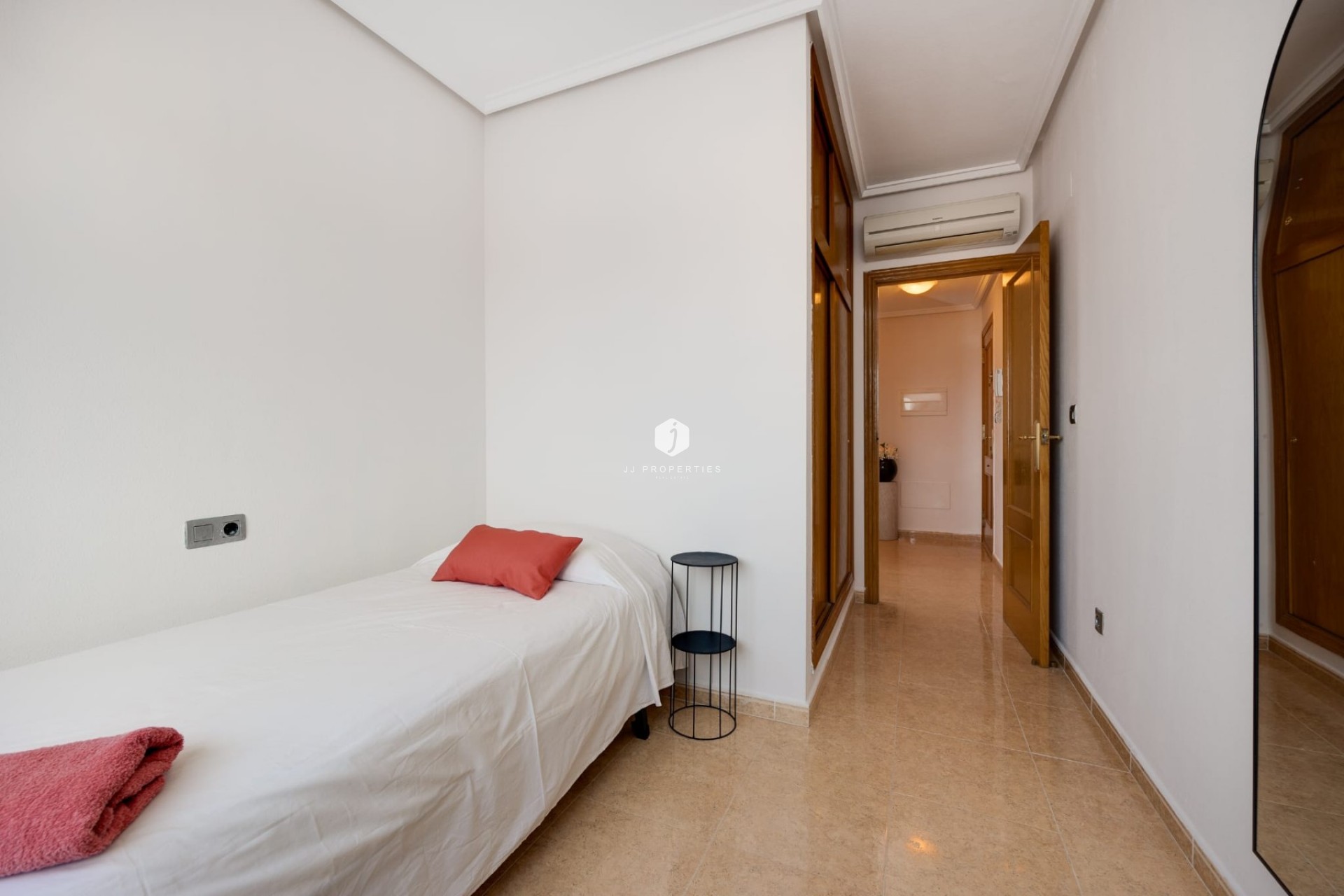 Resale - Apartment / flat -
Jacarilla - Inland