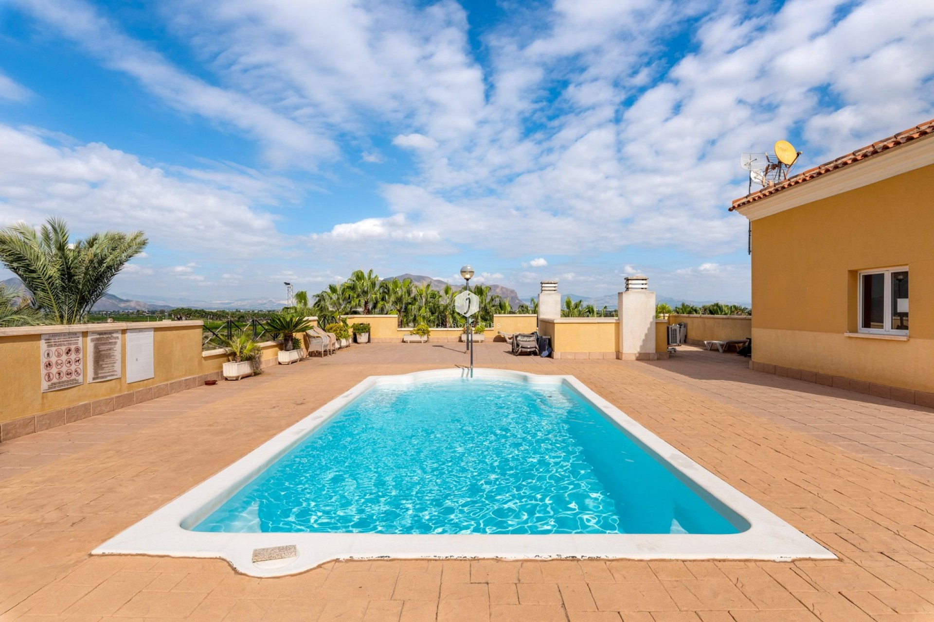 Resale - Apartment / flat -
Jacarilla - Inland