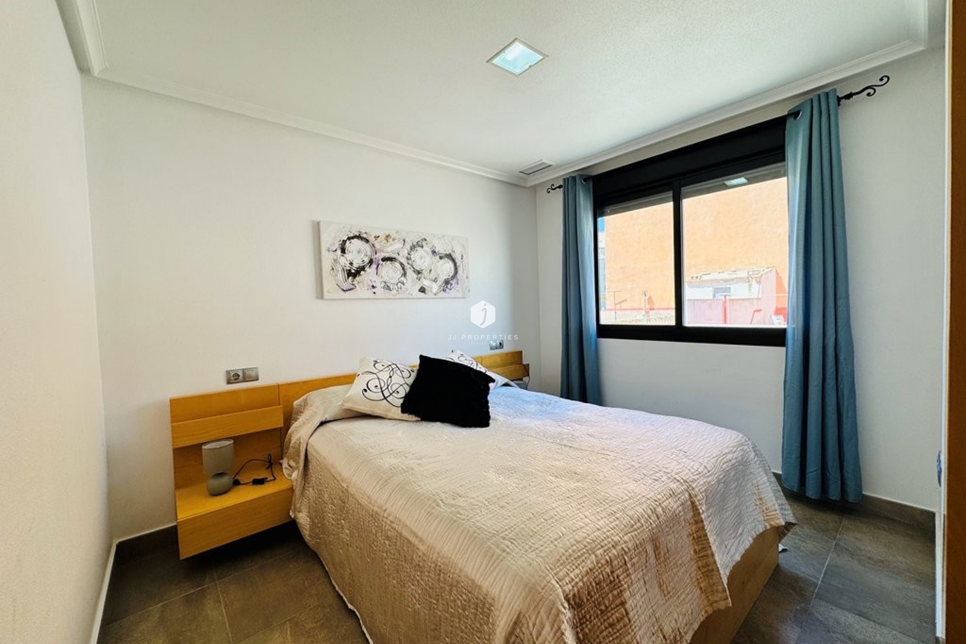 Resale - Apartment / flat -
La Mata - Costa Blanca