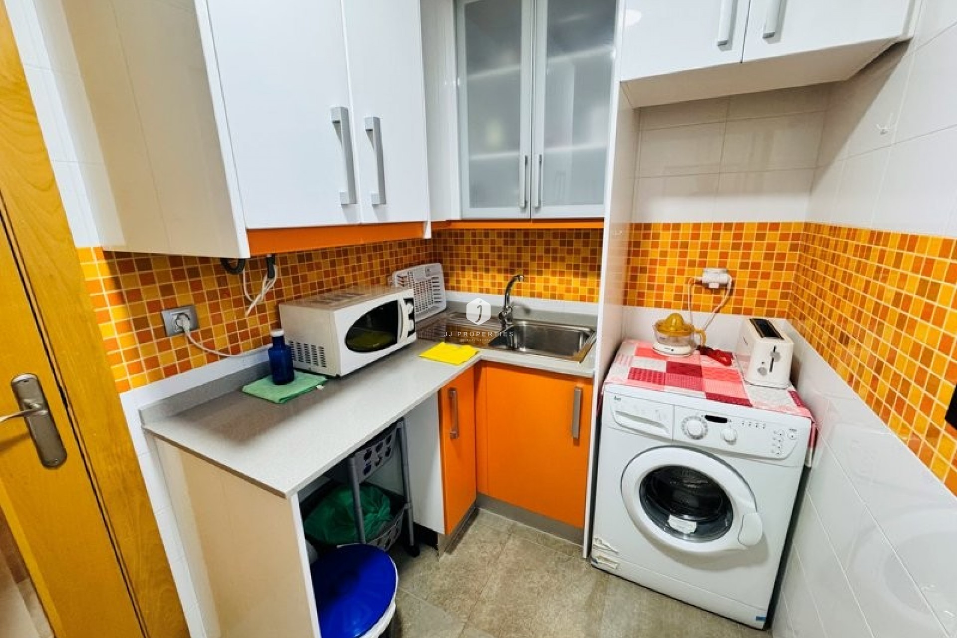 Resale - Apartment / flat -
La Mata - Costa Blanca