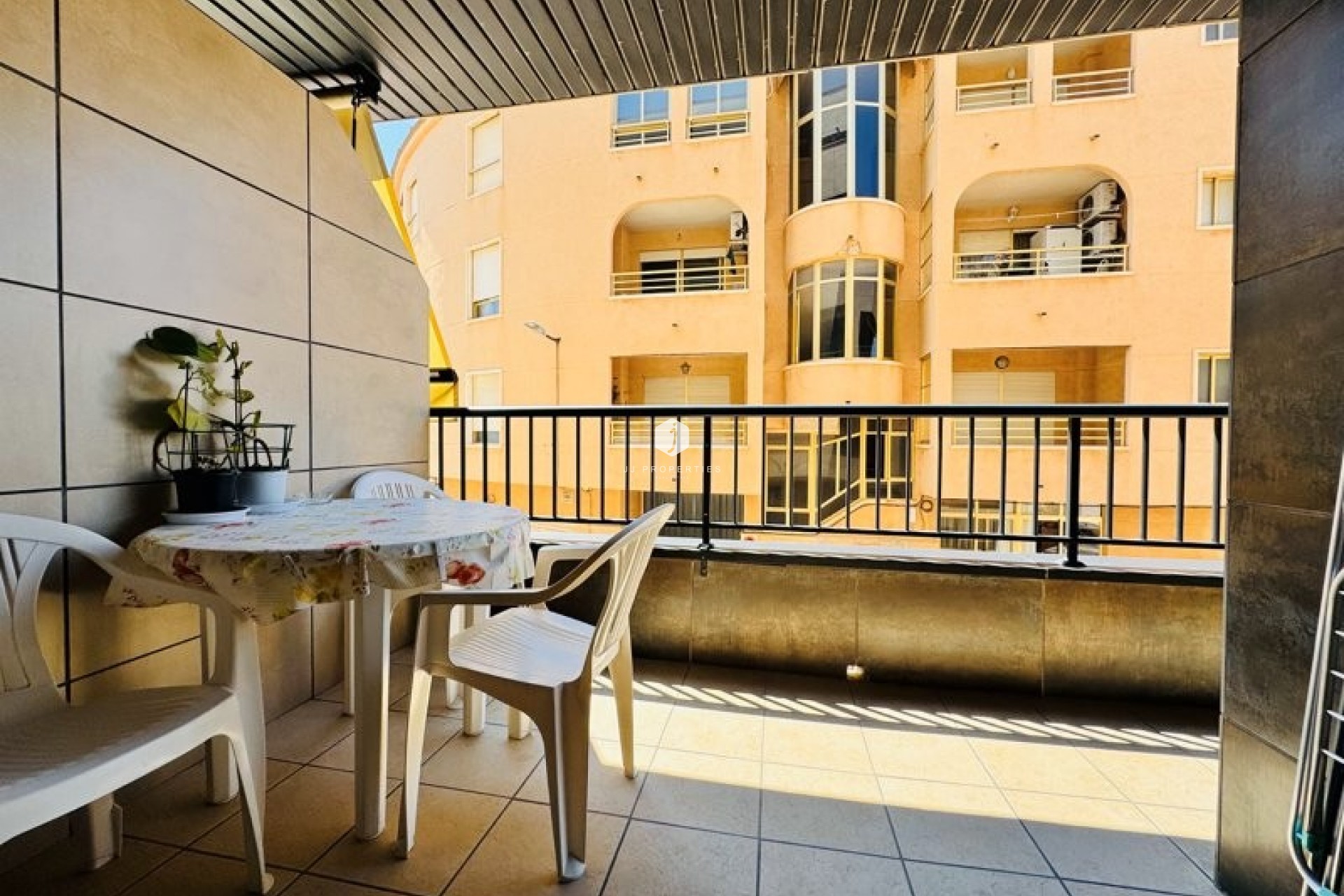 Resale - Apartment / flat -
La Mata - Costa Blanca