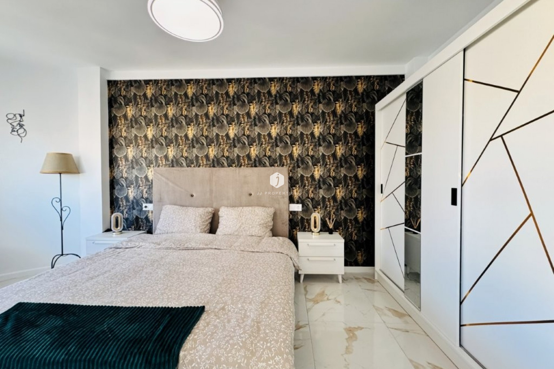 Resale - Apartment / flat -
La Mata - Costa Blanca