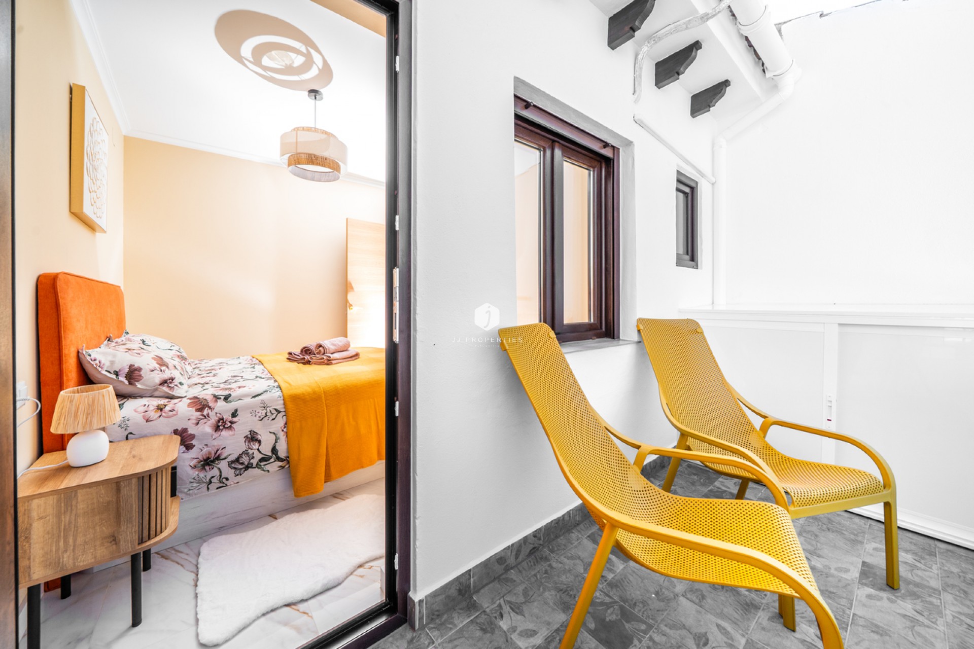 Resale - Apartment / flat -
La Mata - Costa Blanca
