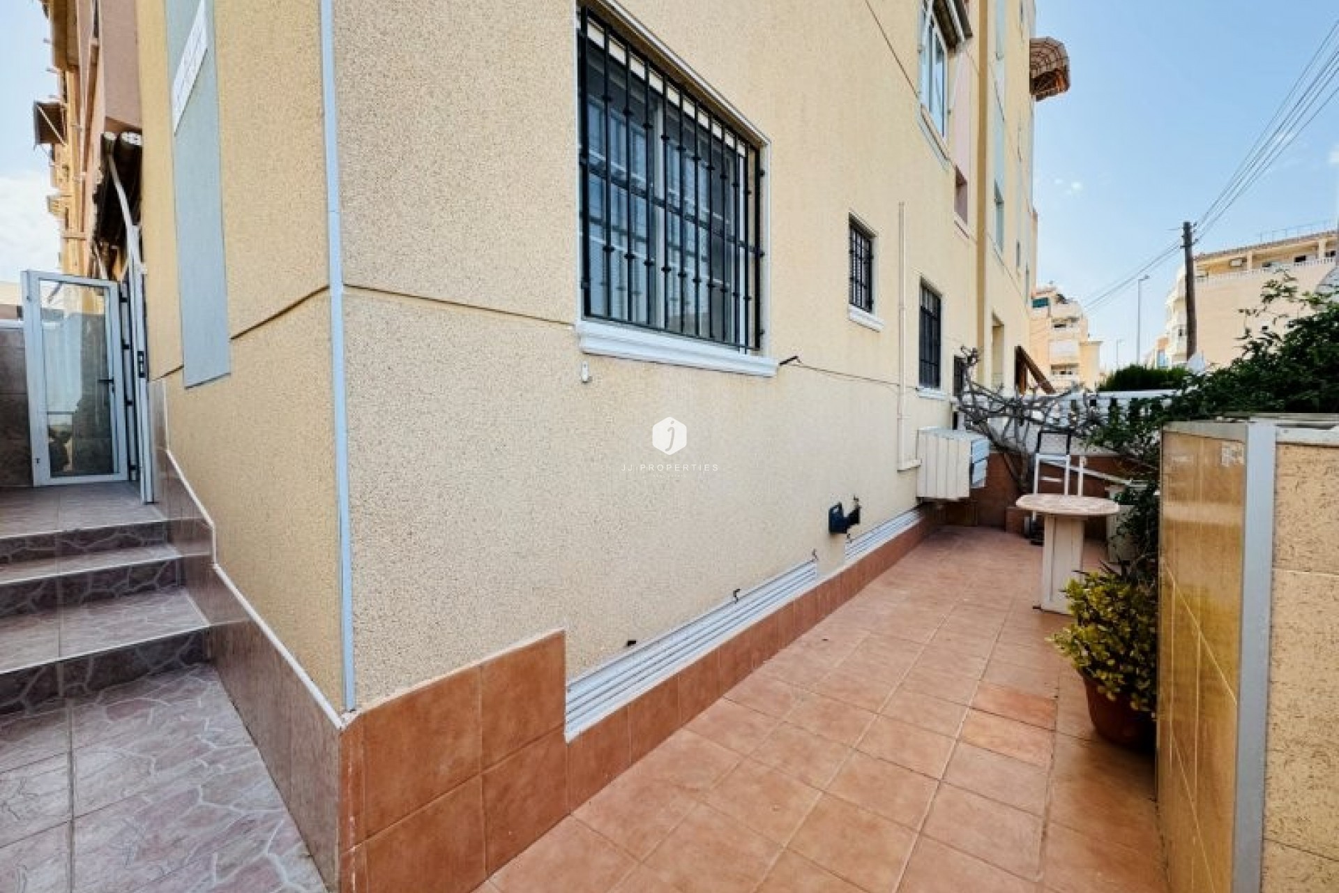 Resale - Apartment / flat -
La Mata - Costa Blanca