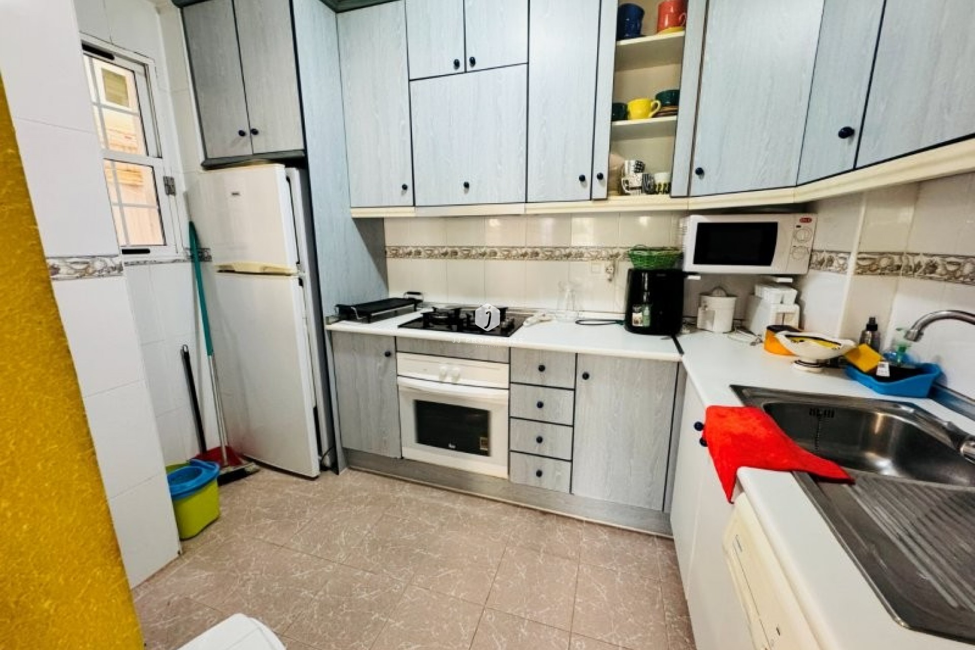 Resale - Apartment / flat -
La Mata - Costa Blanca