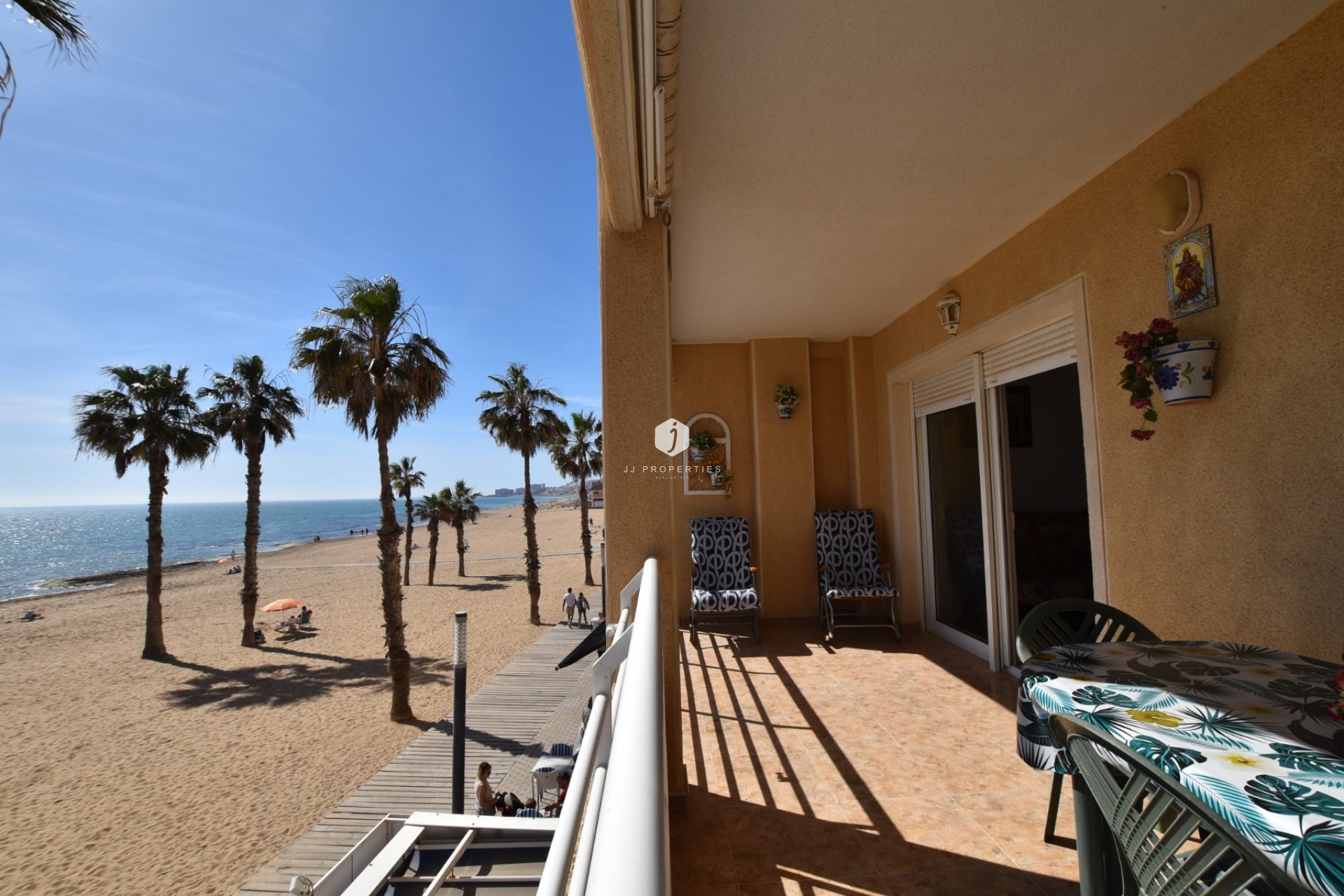 Resale - Apartment / flat -
La Mata - Costa Blanca