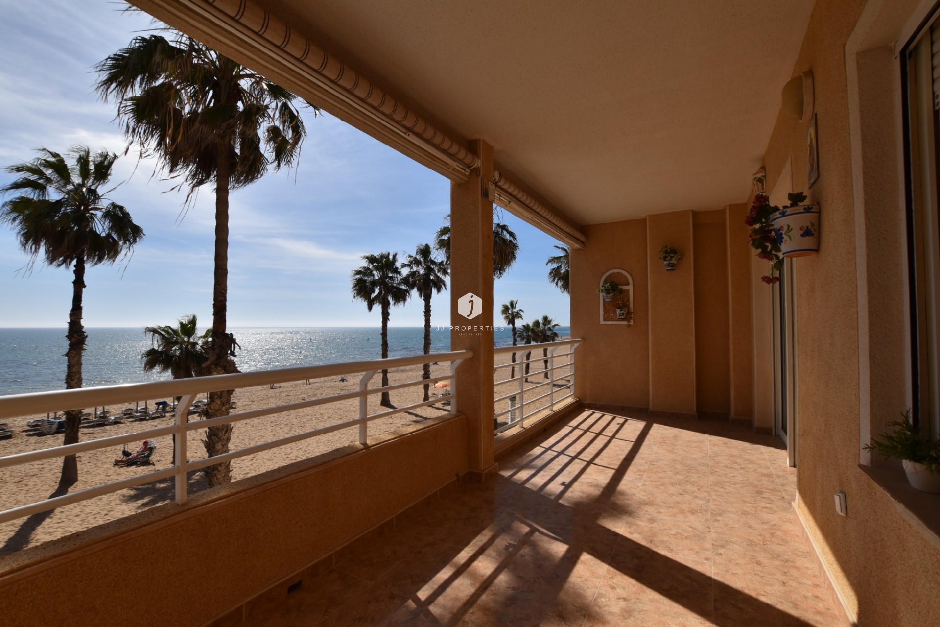 Resale - Apartment / flat -
La Mata - Costa Blanca