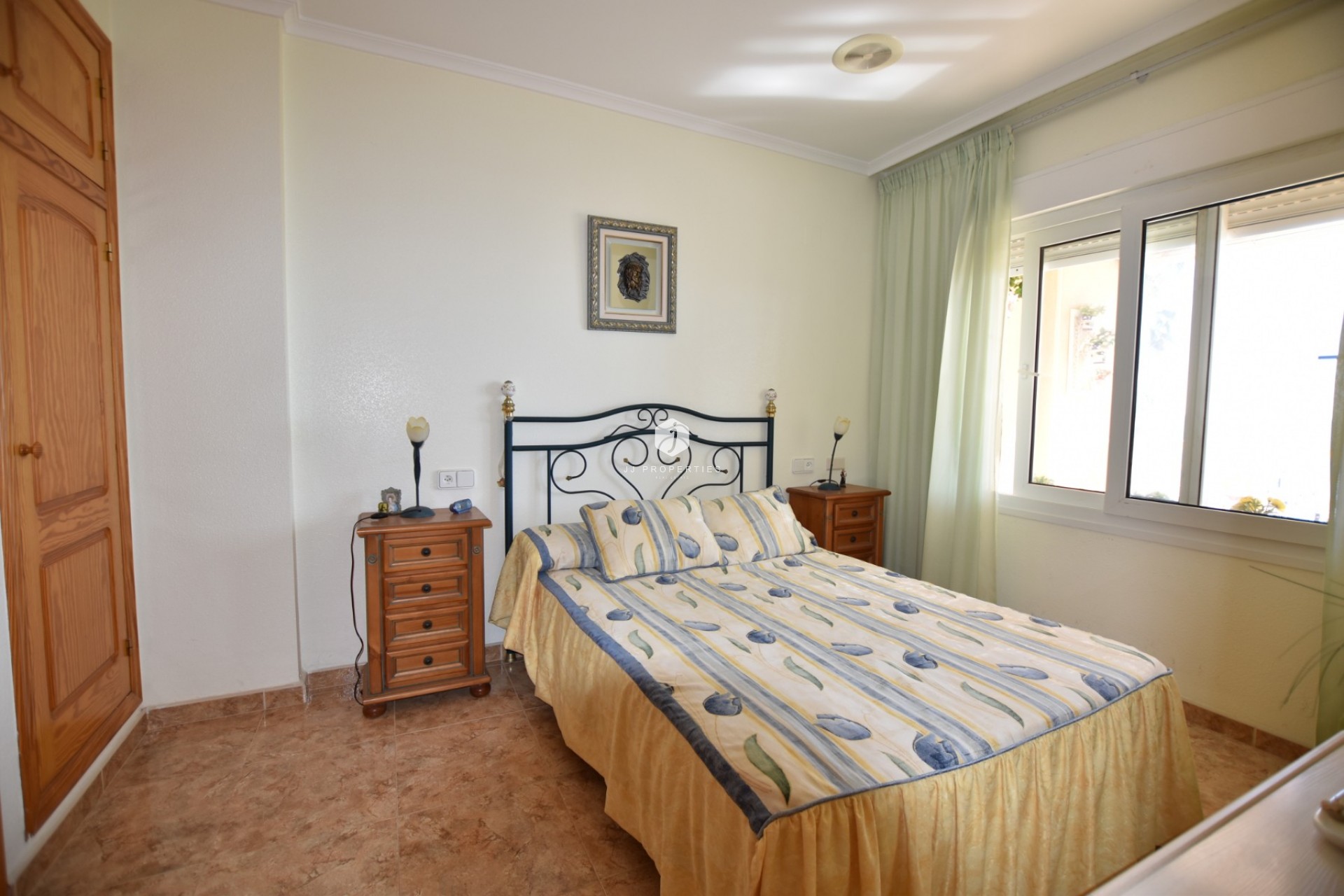 Resale - Apartment / flat -
La Mata - Costa Blanca