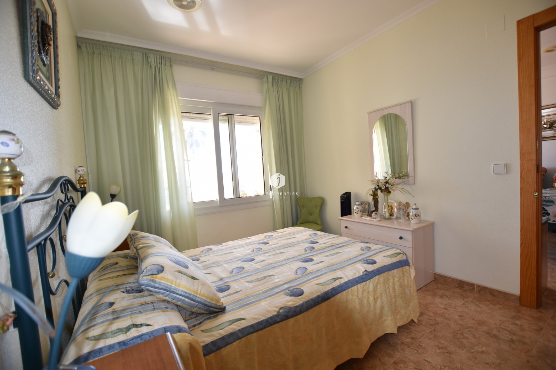 Resale - Apartment / flat -
La Mata - Costa Blanca