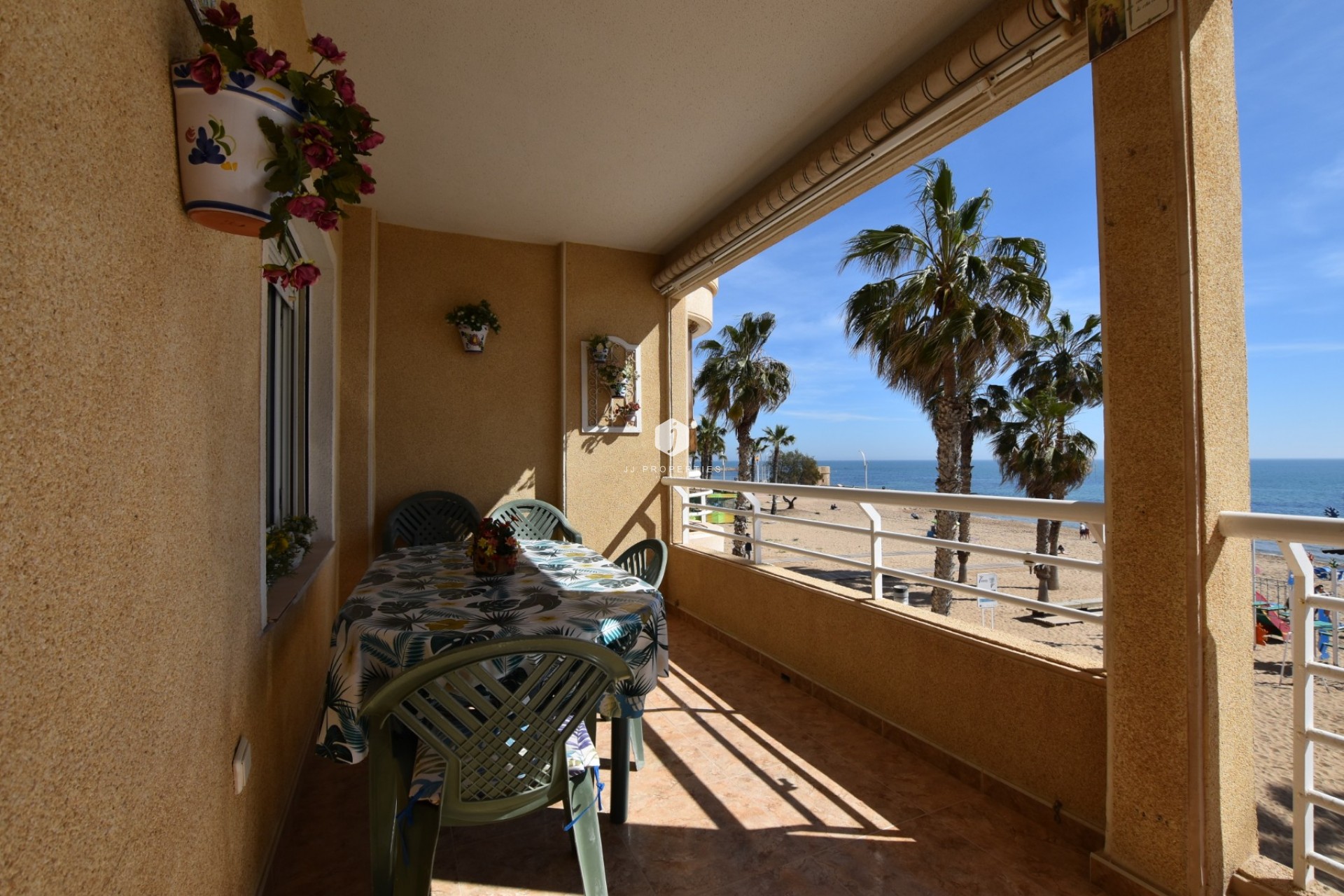 Resale - Apartment / flat -
La Mata - Costa Blanca