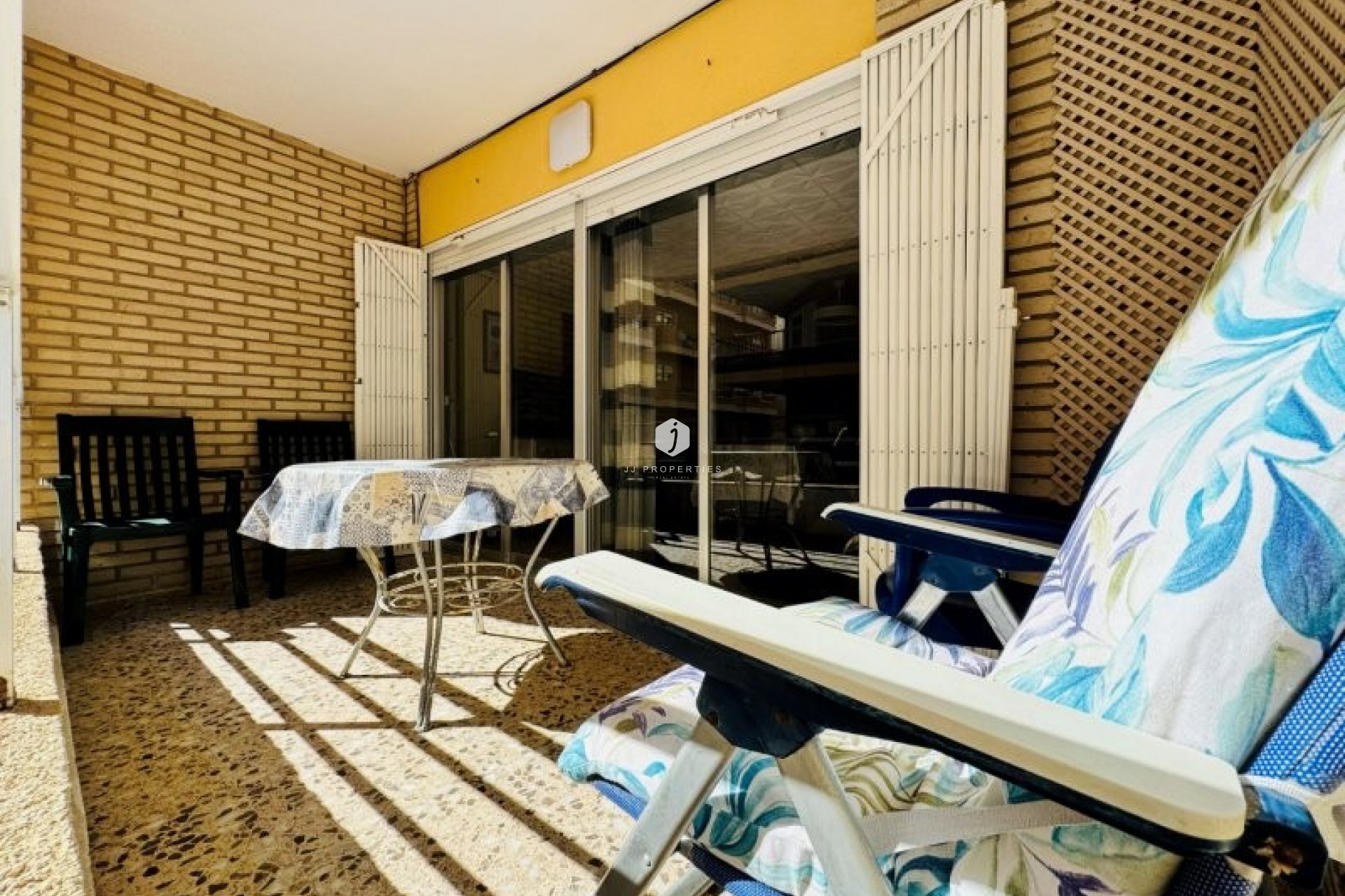 Resale - Apartment / flat -
La Mata - Costa Blanca