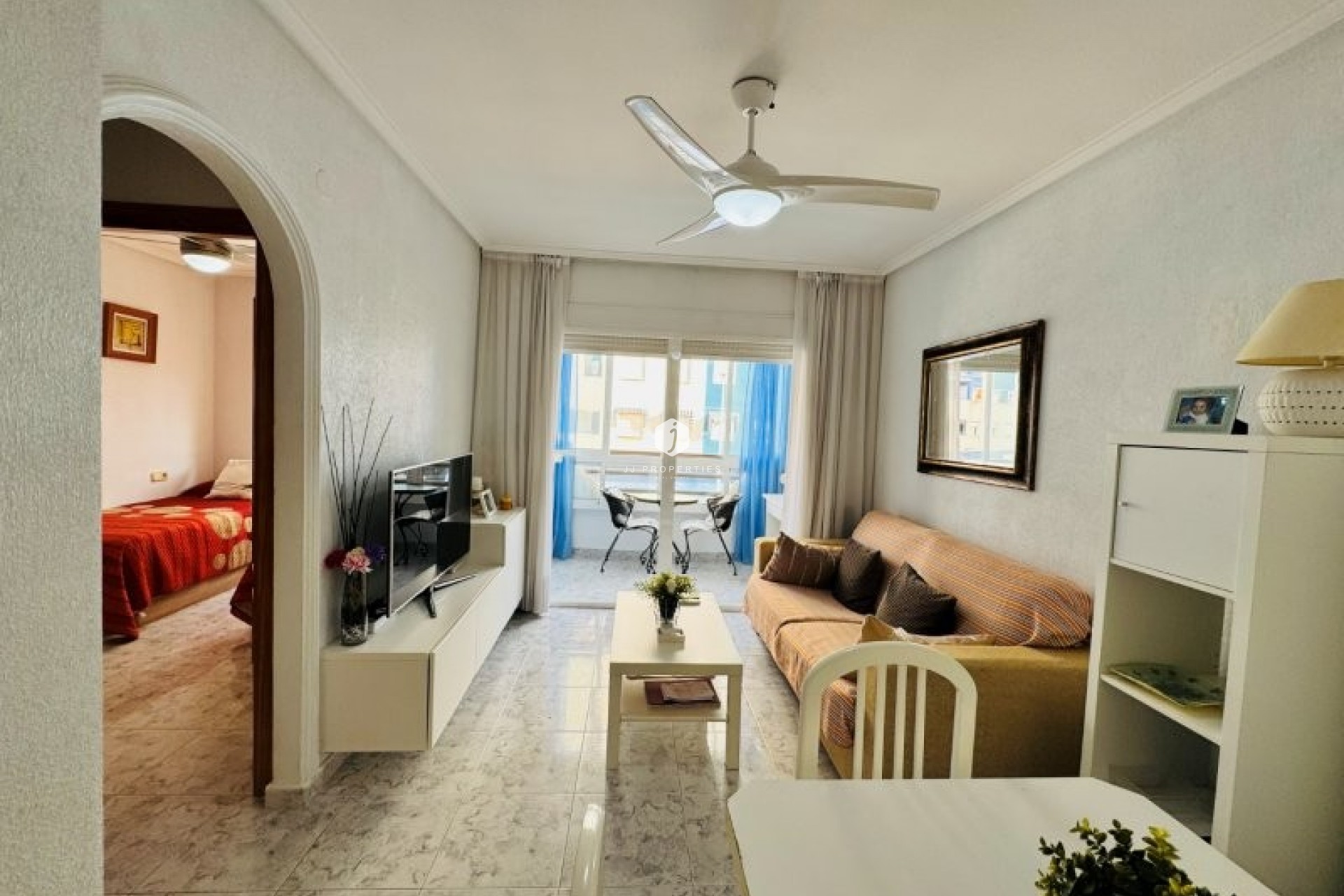 Resale - Apartment / flat -
La Mata - Costa Blanca