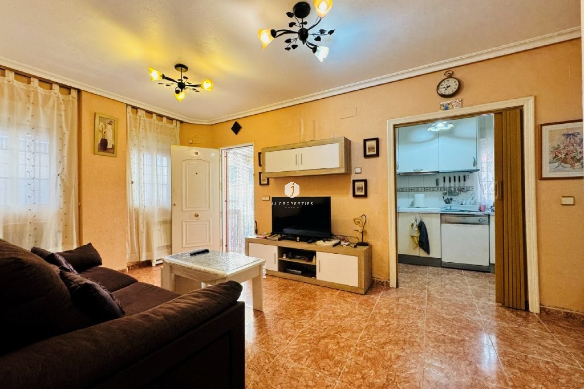 Resale - Apartment / flat -
La Mata - Costa Blanca