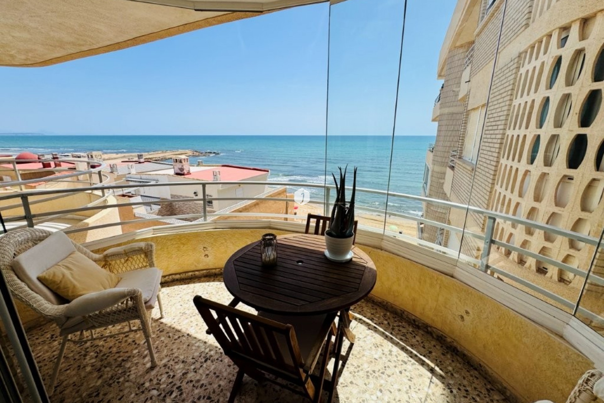 Resale - Apartment / flat -
La Mata - Costa Blanca