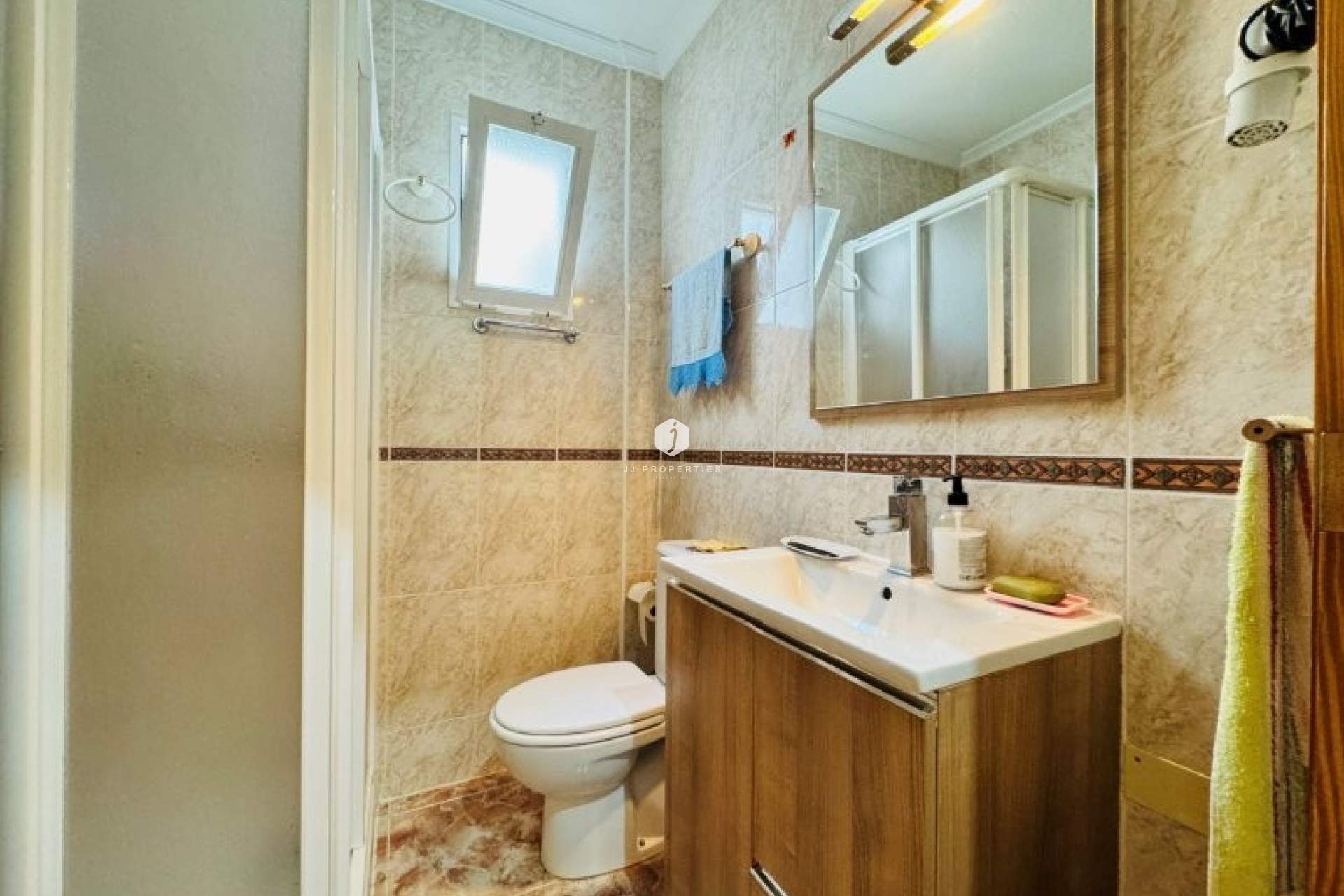 Resale - Apartment / flat -
La Mata - Costa Blanca
