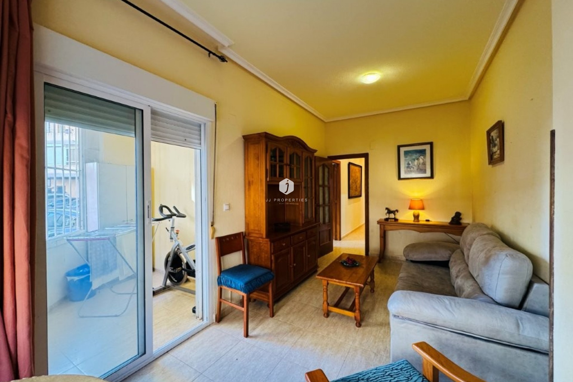Resale - Apartment / flat -
La Mata - Costa Blanca