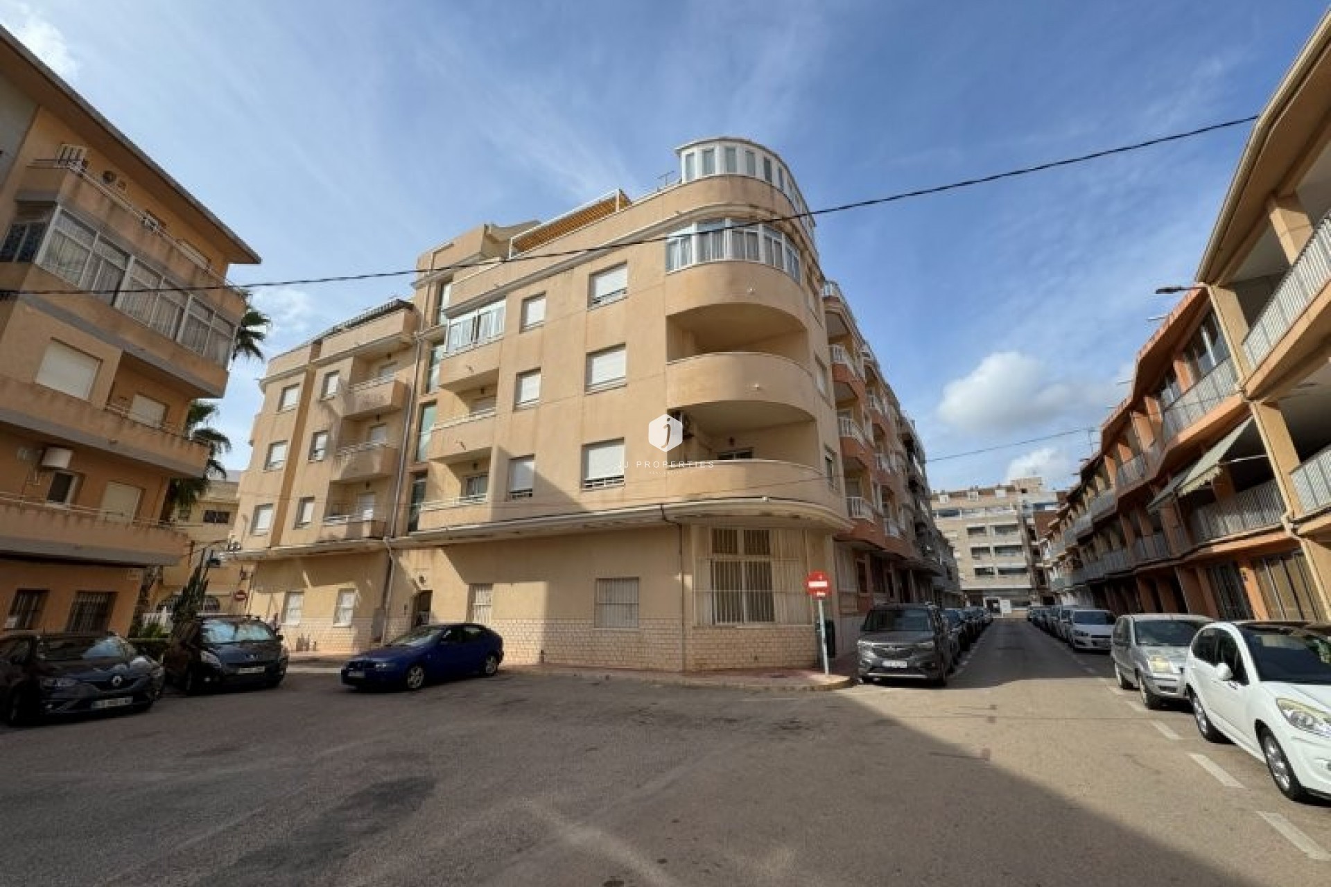 Resale - Apartment / flat -
La Mata - Costa Blanca