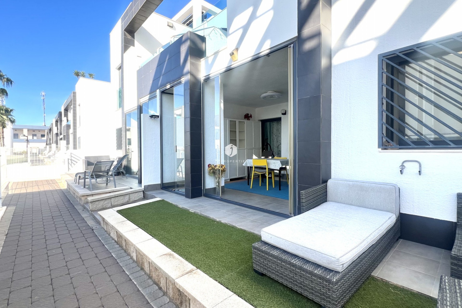 Resale - Apartment / flat -
La Zenia - Costa Blanca