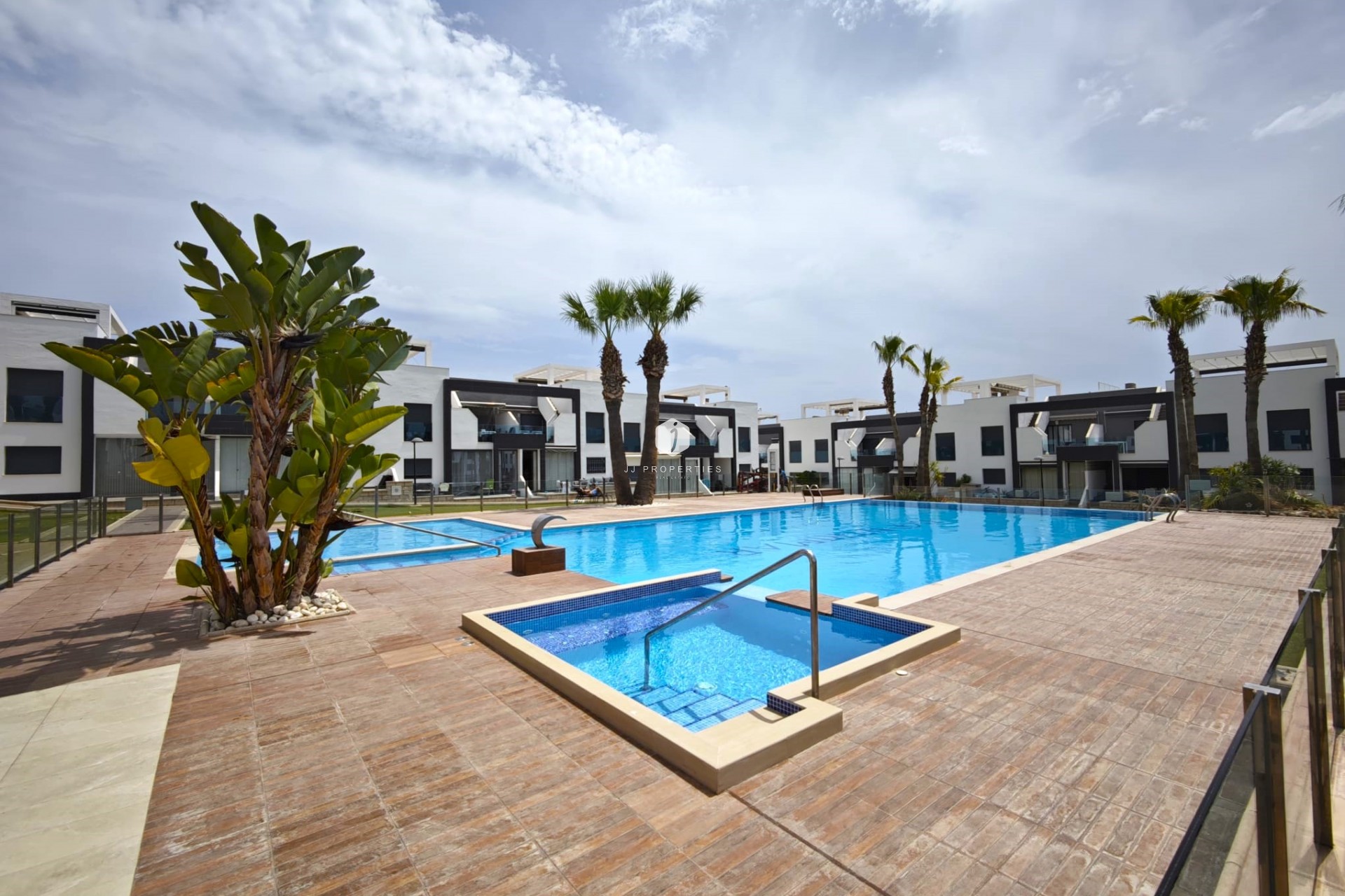 Resale - Apartment / flat -
La Zenia - Costa Blanca