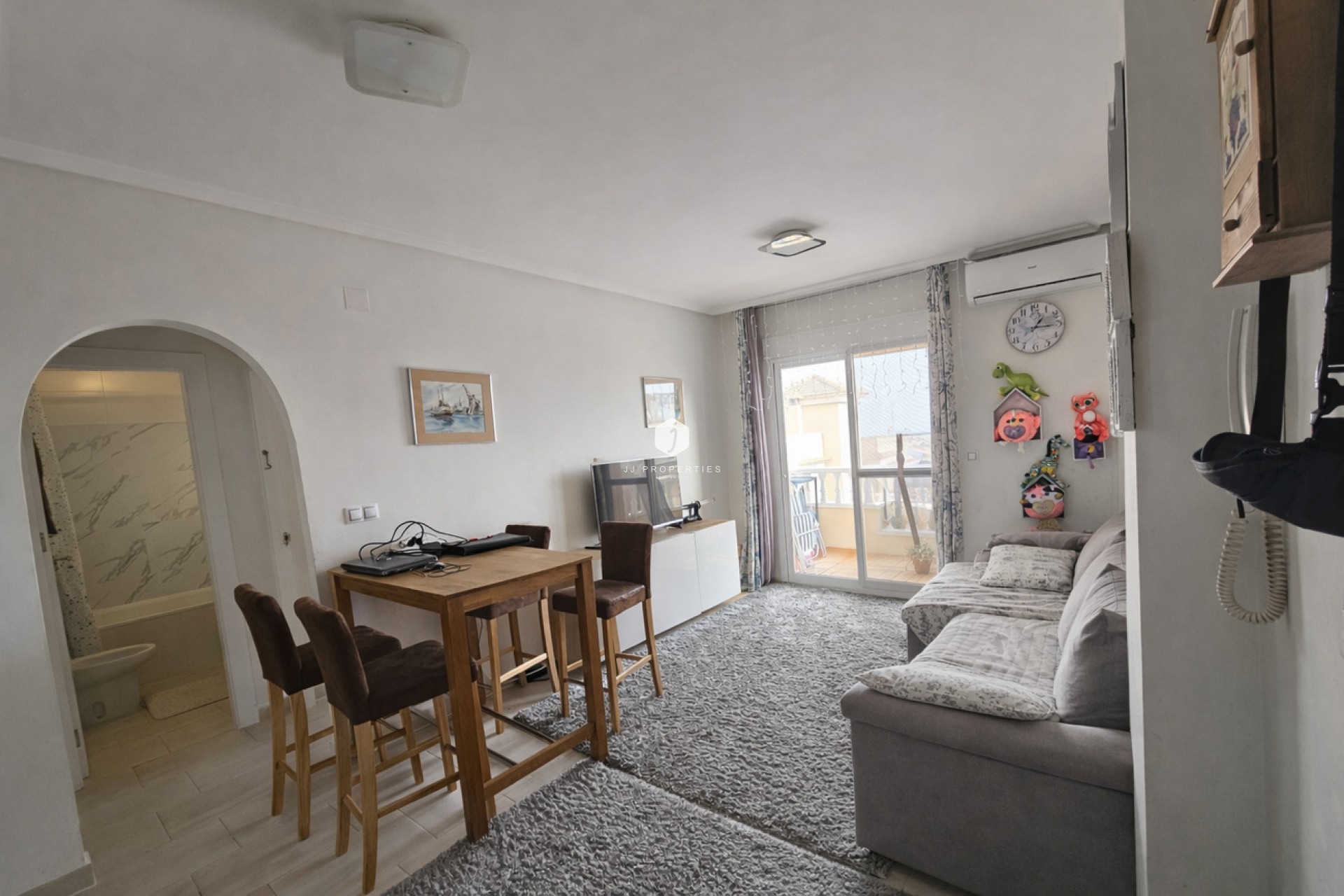 Resale - Apartment / flat -
Lomas de Caboroig - Costa Blanca