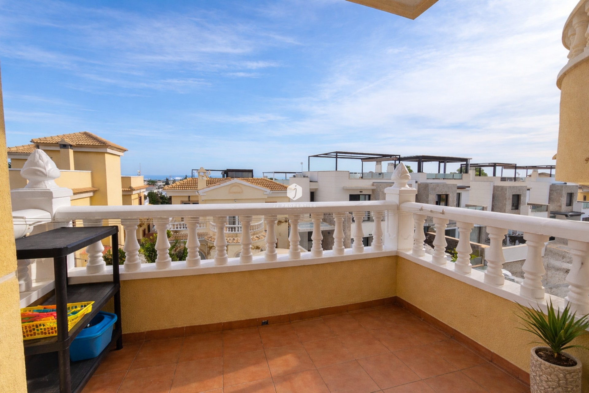 Resale - Apartment / flat -
Lomas de Caboroig - Costa Blanca