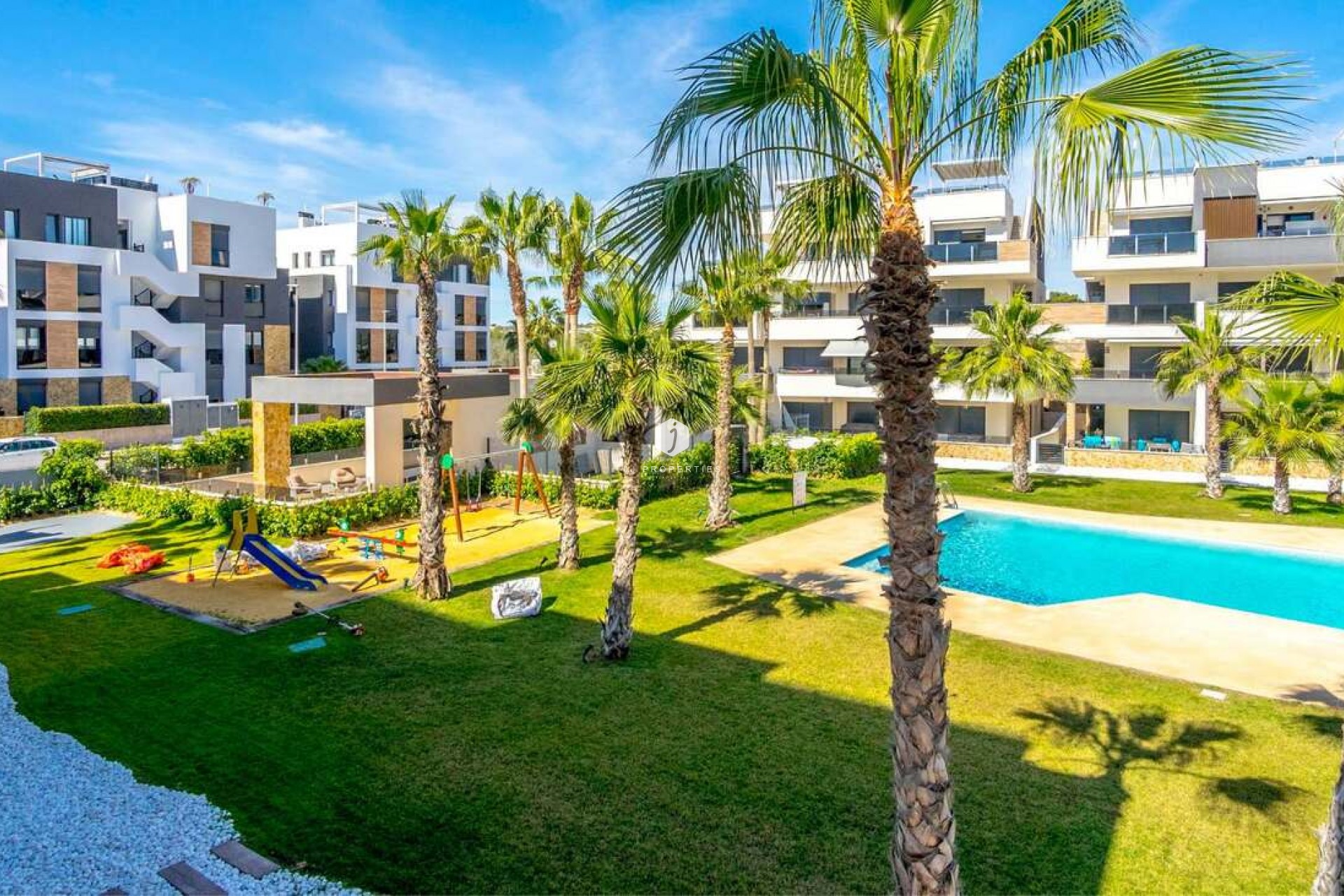 Resale - Apartment / flat -
Los Altos - Costa Blanca