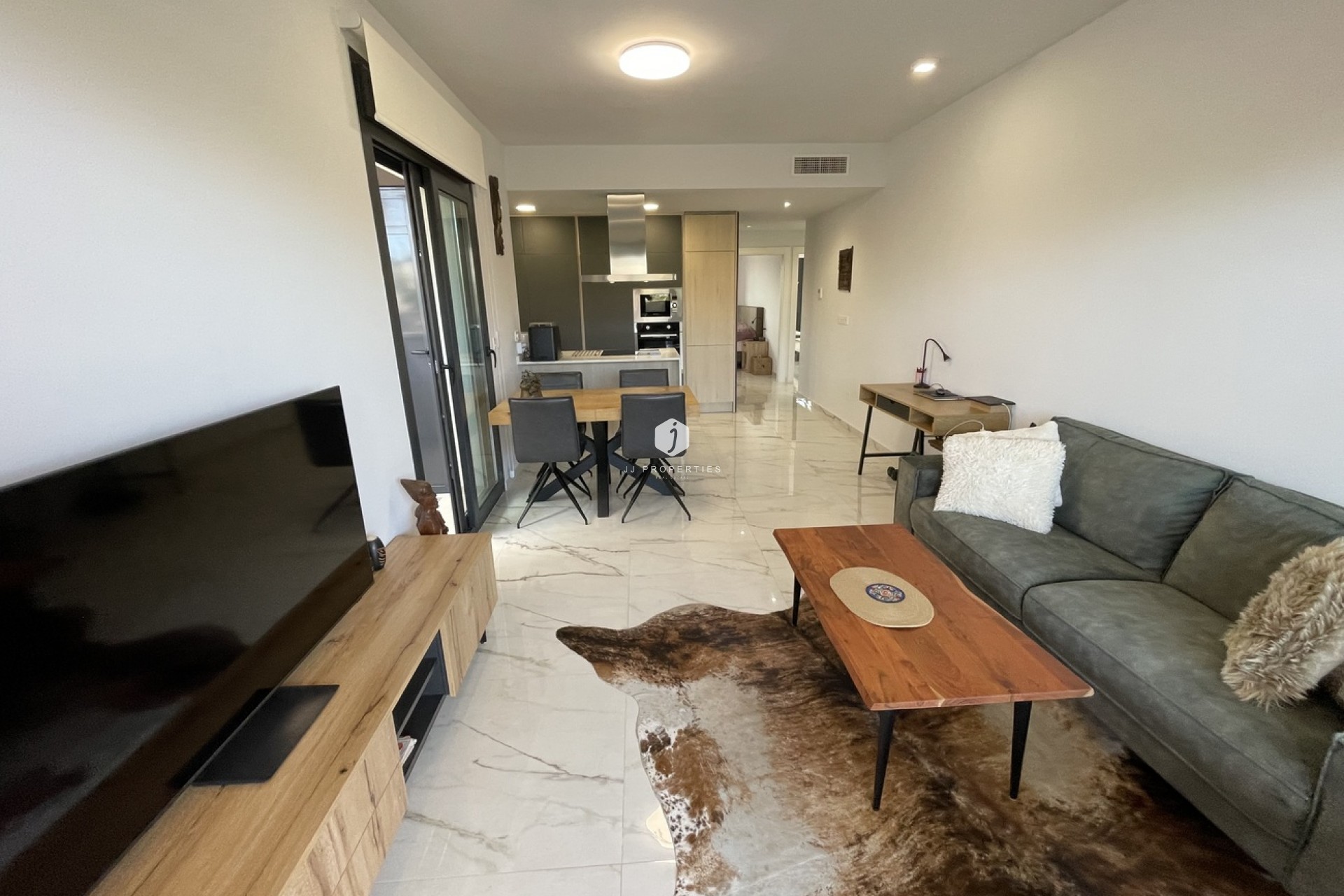 Resale - Apartment / flat -
Los Altos - Costa Blanca