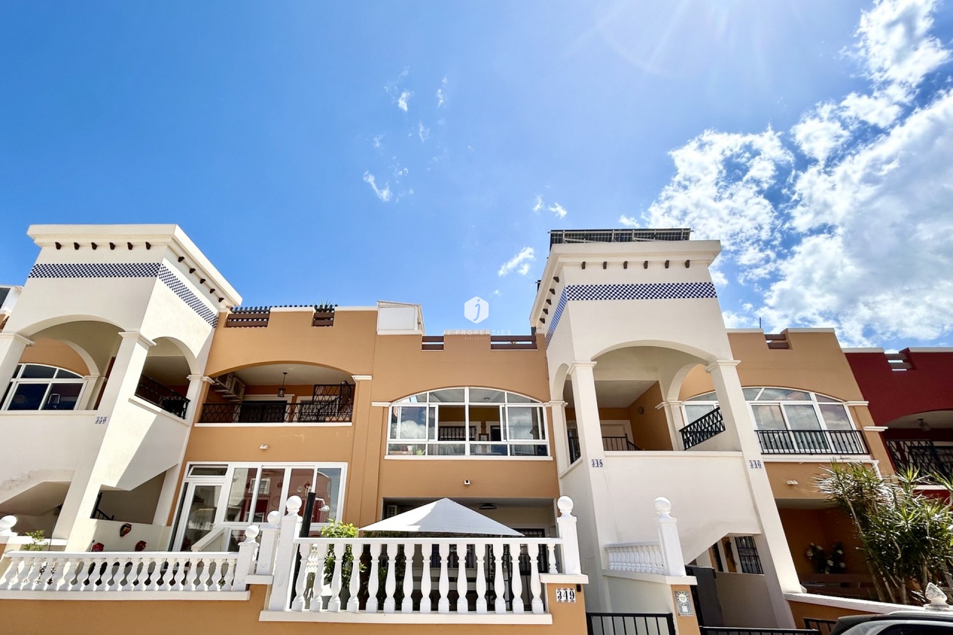 Resale - Apartment / flat -
Los Altos - Costa Blanca