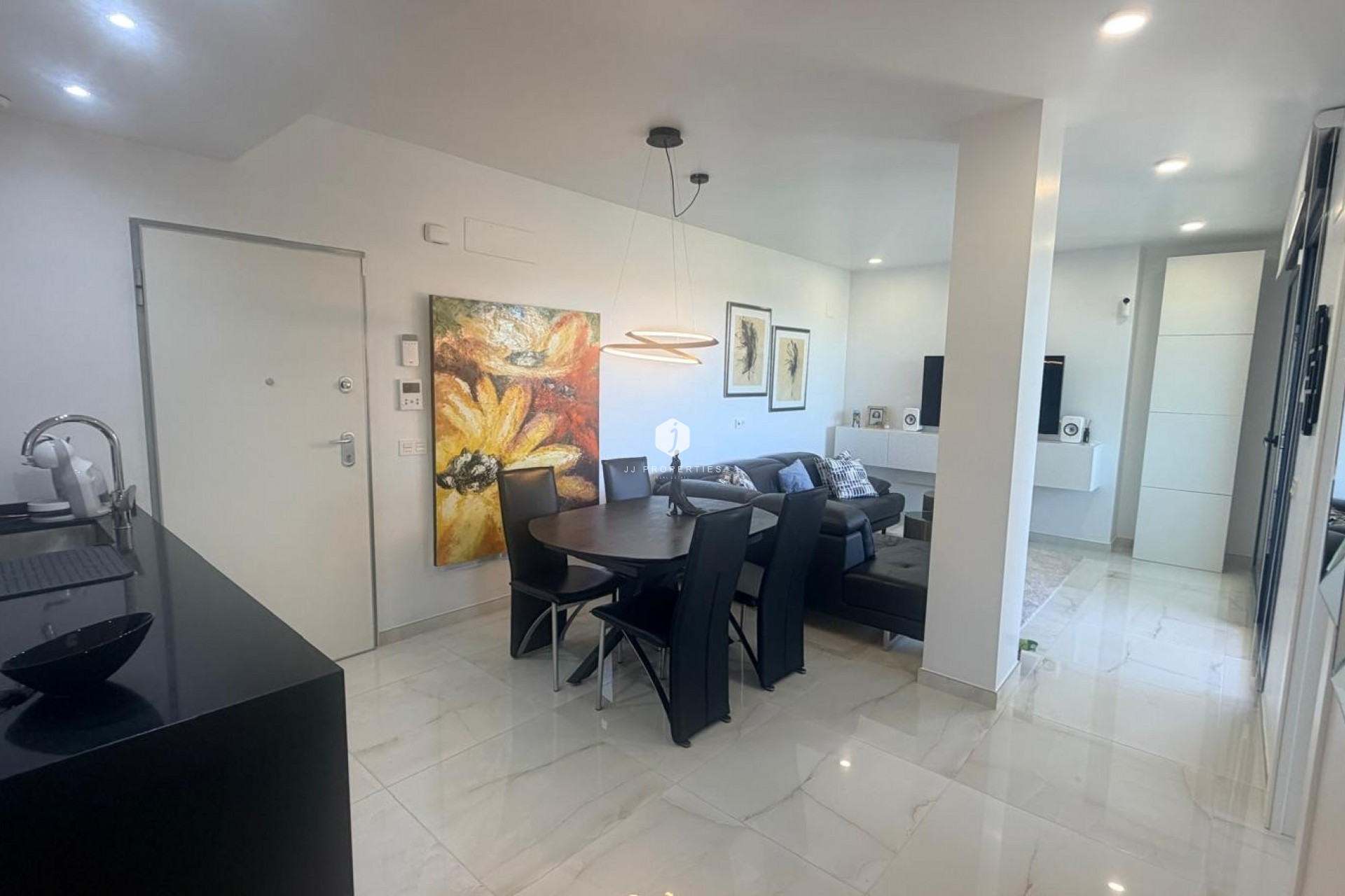 Resale - Apartment / flat -
Los Altos - Costa Blanca