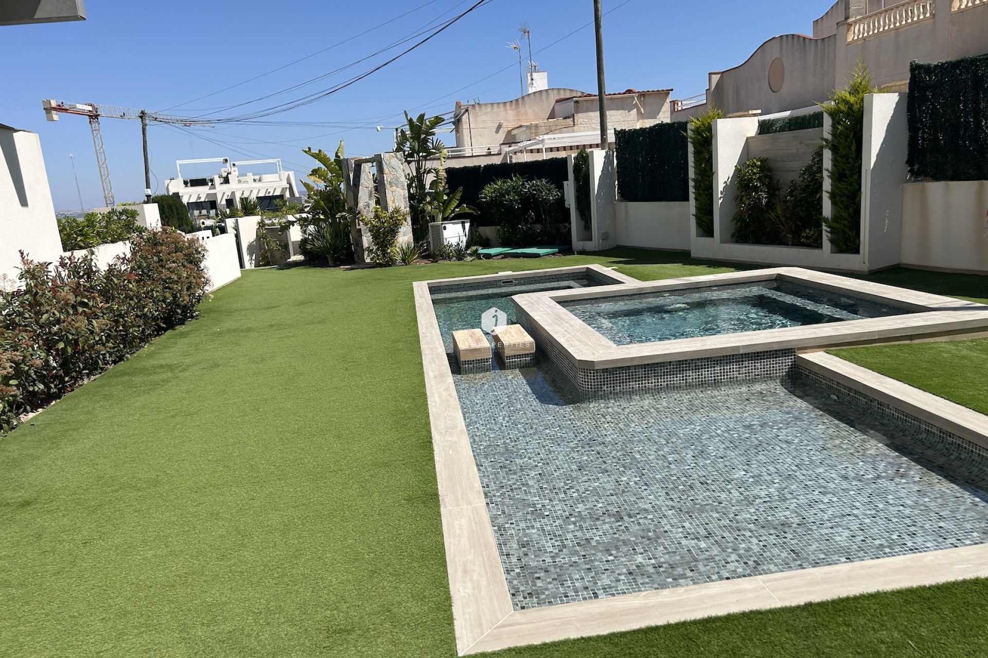 Resale - Apartment / flat -
Los Balcones - Costa Blanca