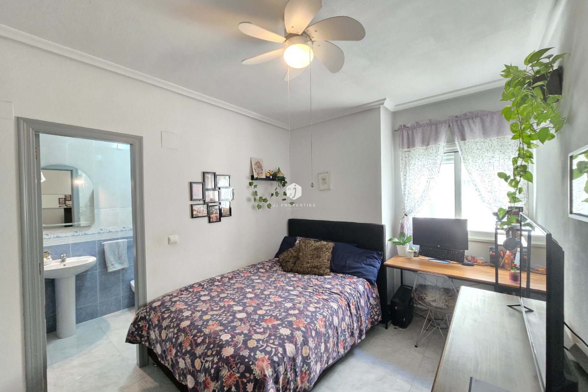 Resale - Apartment / flat -
Los Montesinos - Costa Blanca