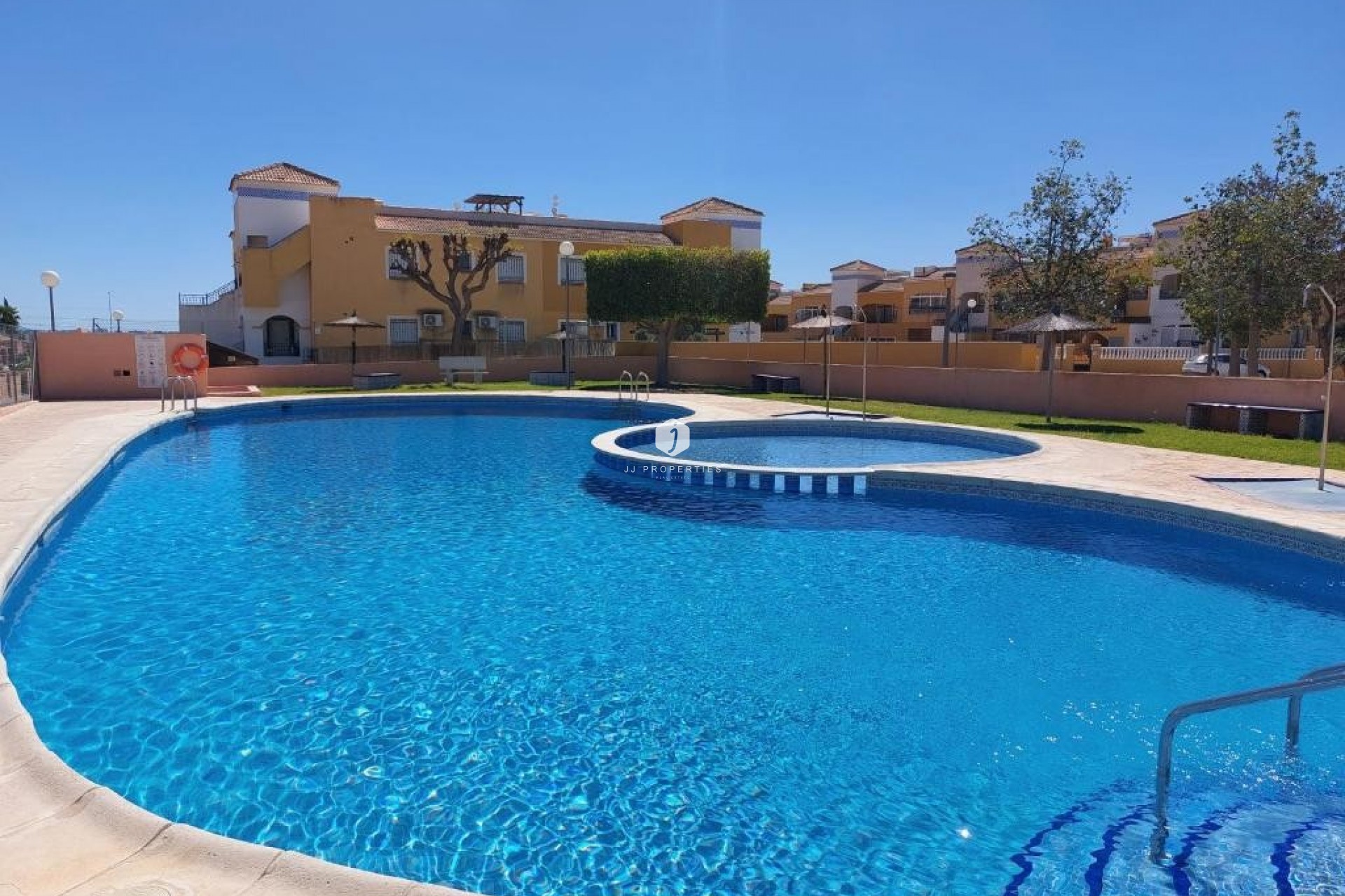 Resale - Apartment / flat -
Los Montesinos - Costa Blanca