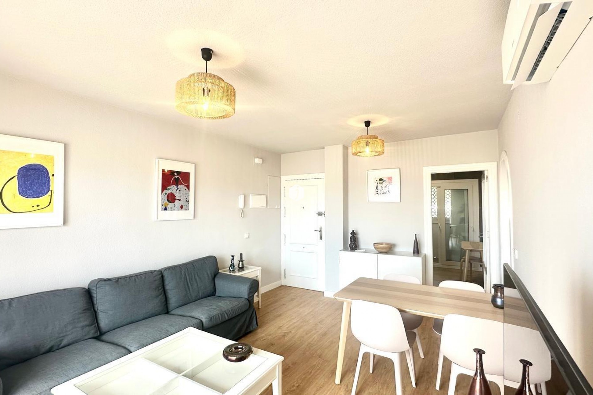 Resale - Apartment / flat -
Orihuela Costa - Campoamor