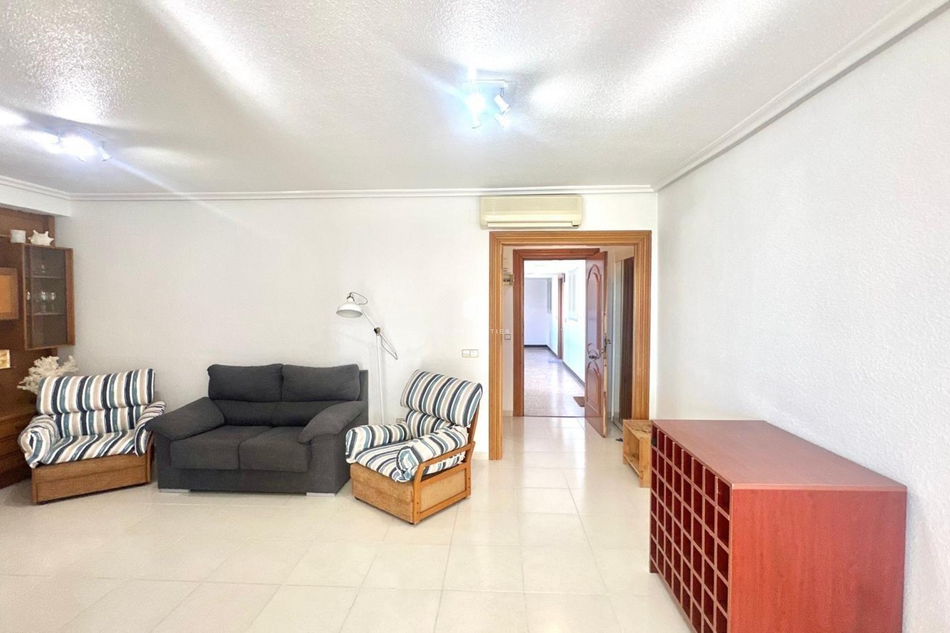 Resale - Apartment / flat -
Orihuela Costa - Campoamor