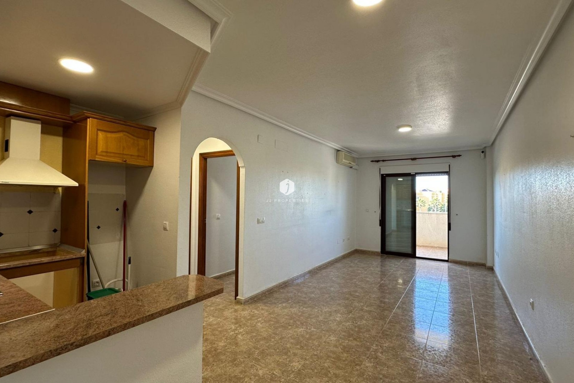 Resale - Apartment / flat -
Orihuela Costa - Campoamor