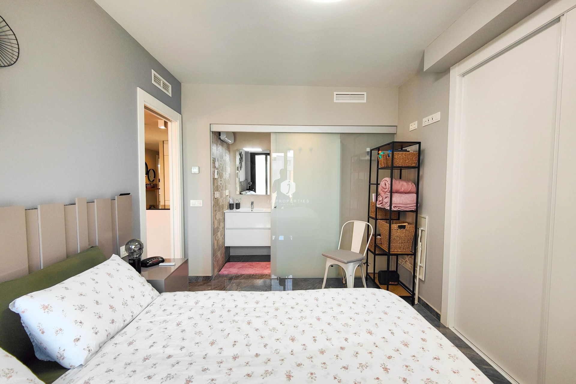 Resale - Apartment / flat -
Orihuela Costa - Costa Blanca