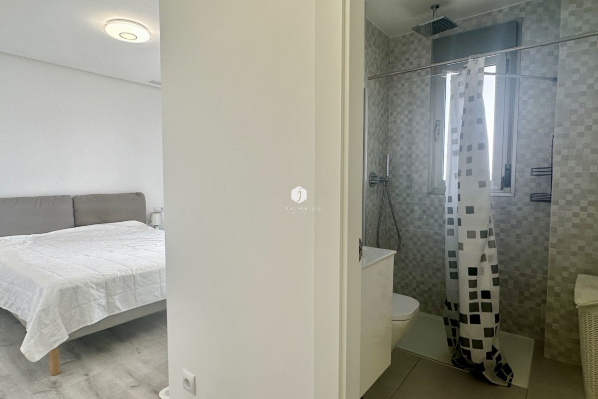 Resale - Apartment / flat -
Orihuela Costa - Costa Blanca