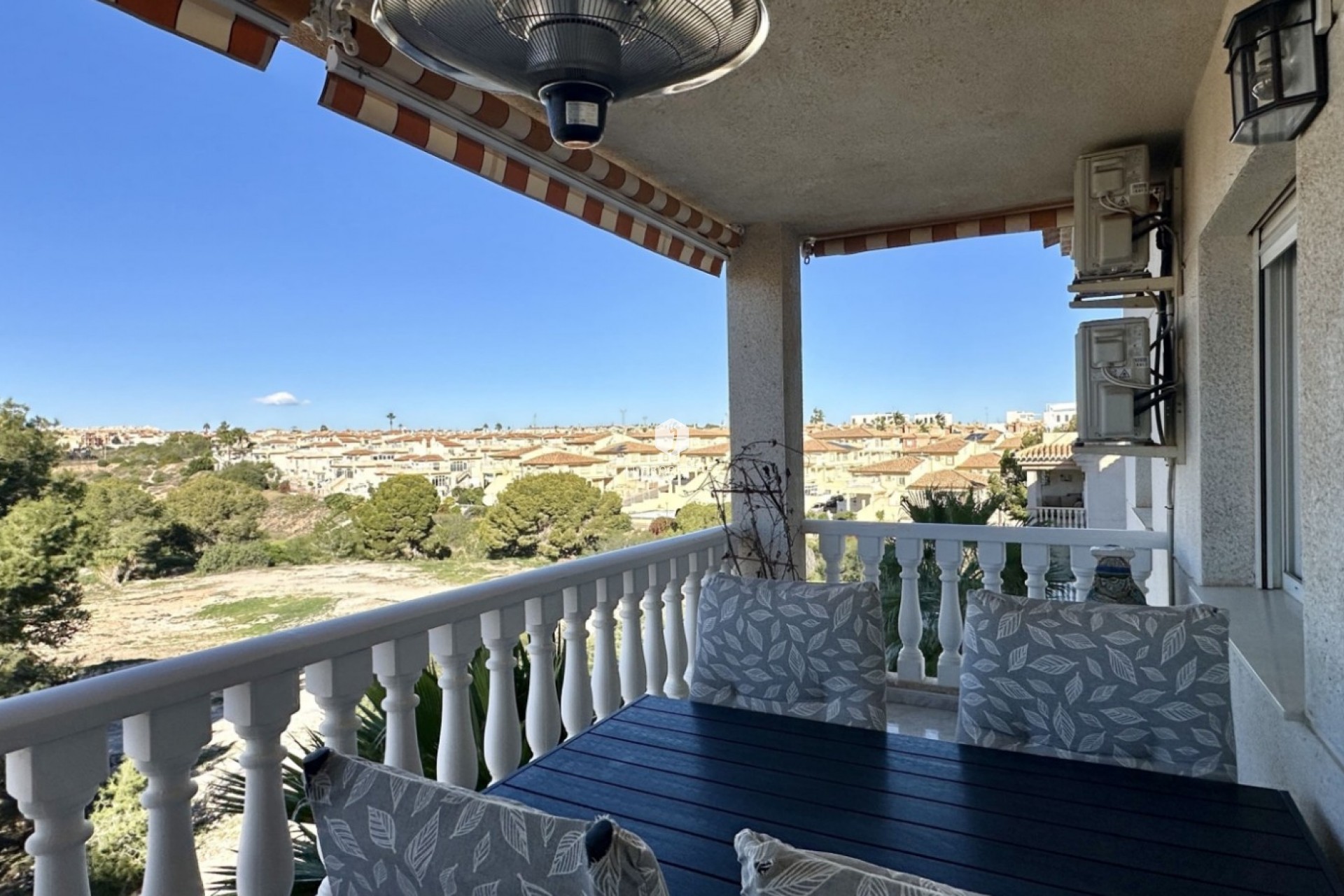 Resale - Apartment / flat -
Orihuela Costa - Costa Blanca