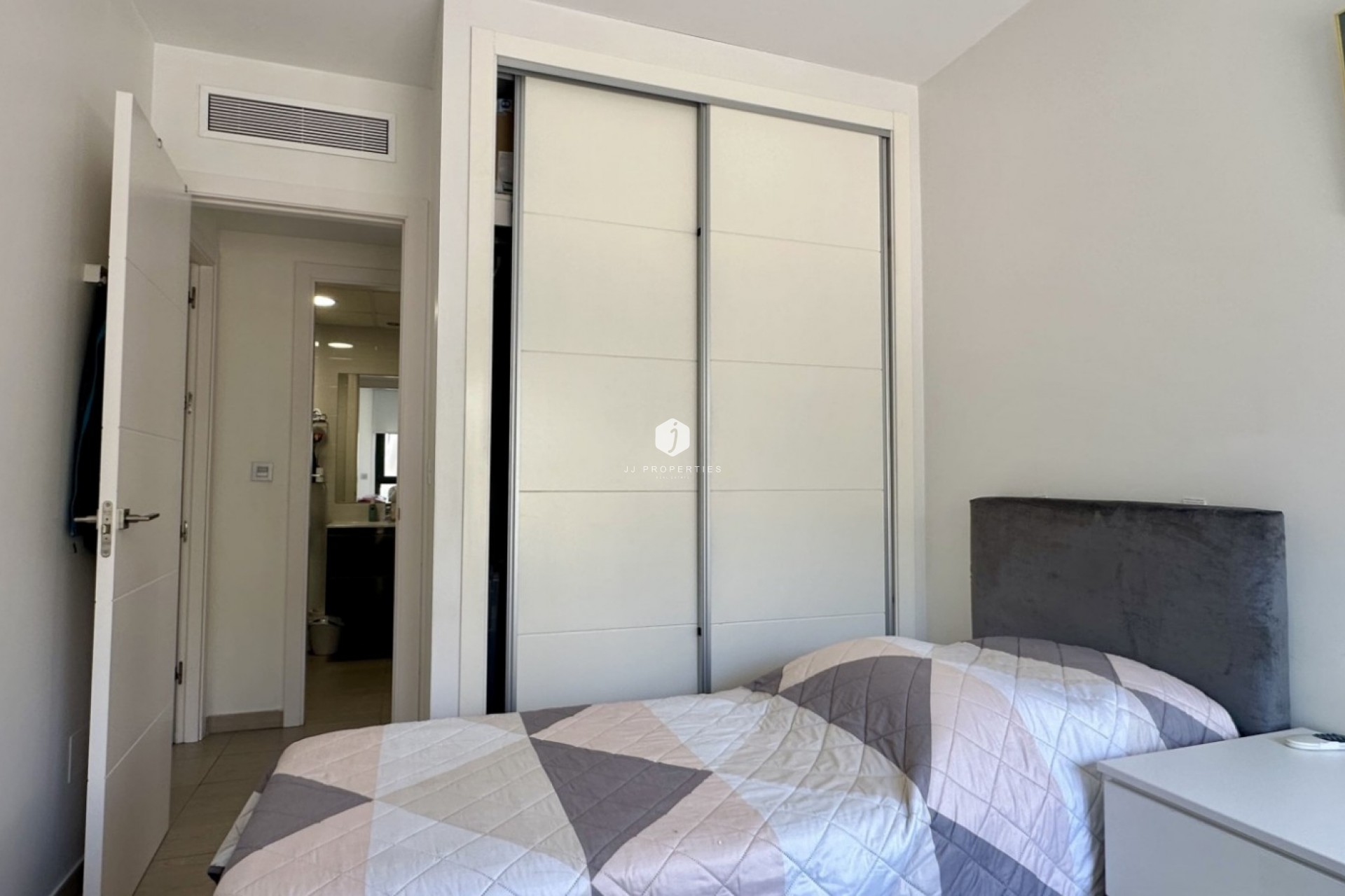 Resale - Apartment / flat -
Orihuela Costa - Costa Blanca