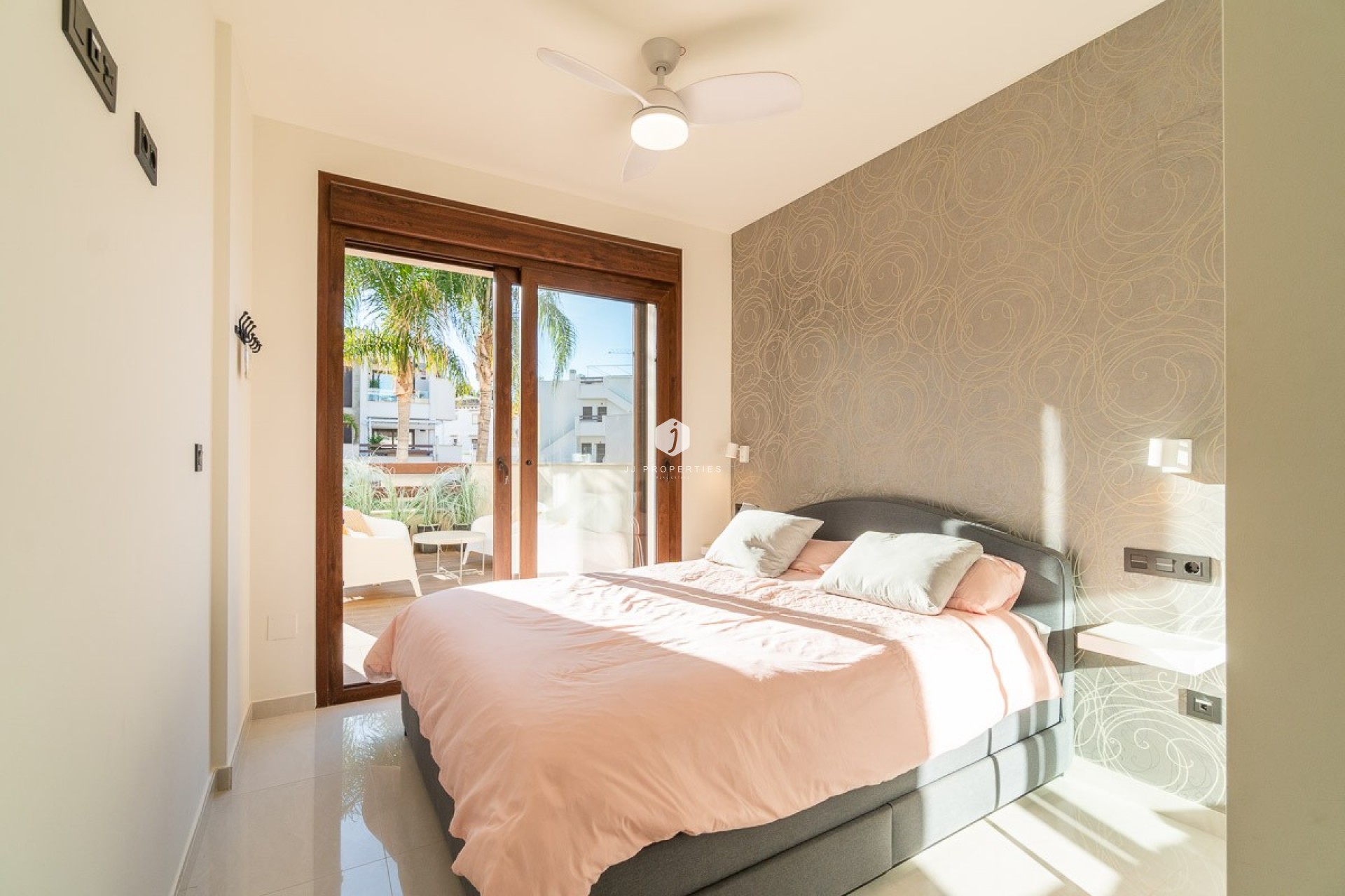 Resale - Apartment / flat -
Orihuela Costa - Costa Blanca