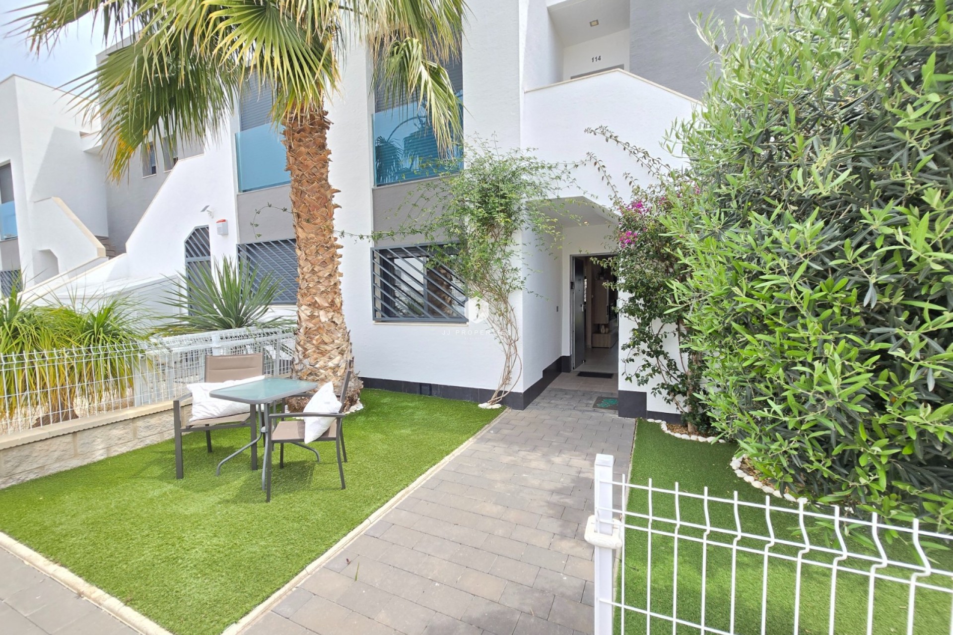 Resale - Apartment / flat -
Orihuela Costa - Costa Blanca
