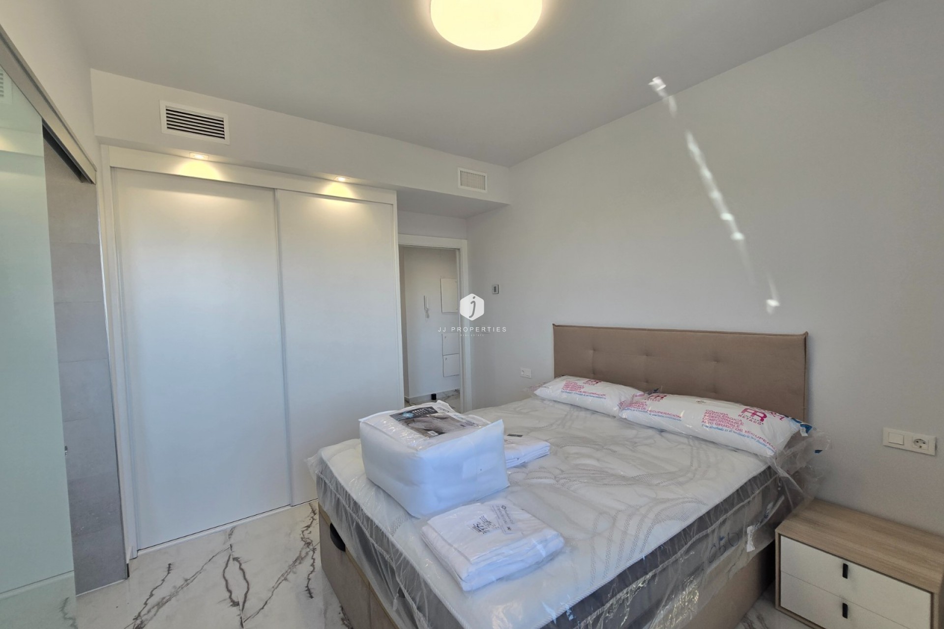Resale - Apartment / flat -
Orihuela Costa - Costa Blanca